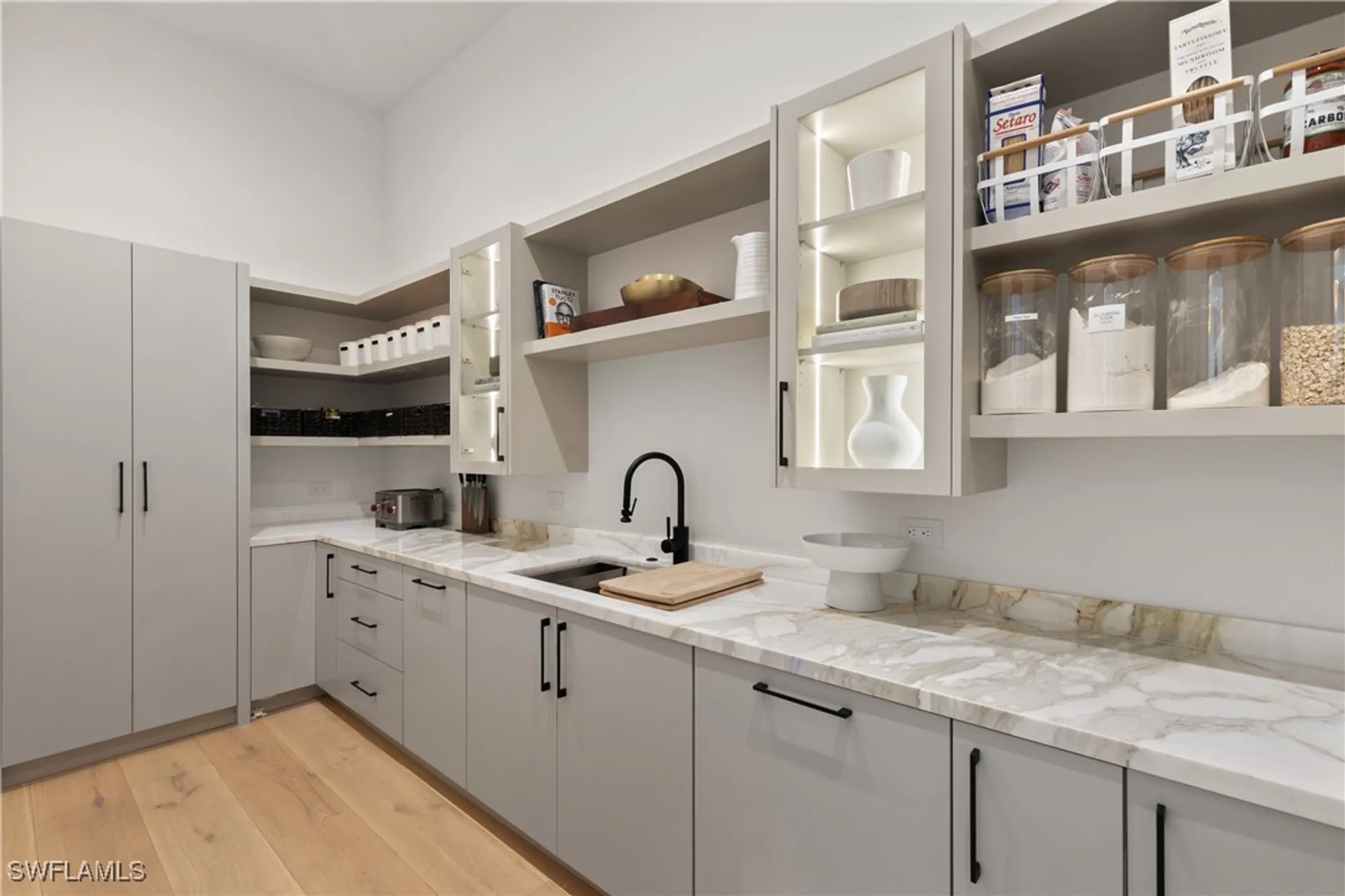 Property Slideshow image 23 of 50 | 11380 longwater chase ct, Fort Myers, FL, 33908