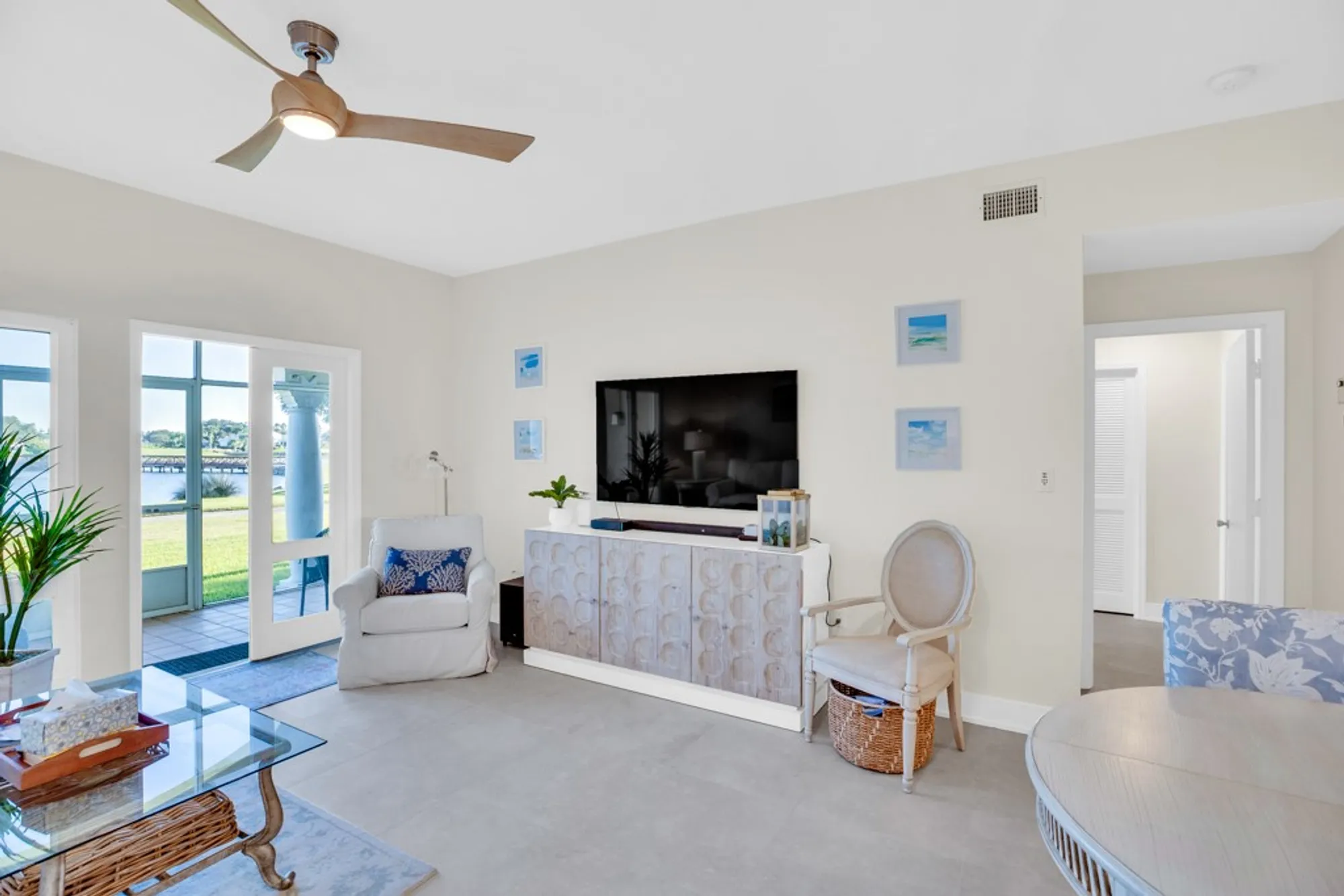Property Slideshow image 6 of 36 | 5010 harmony cir apt 106, Vero Beach, FL, 32967