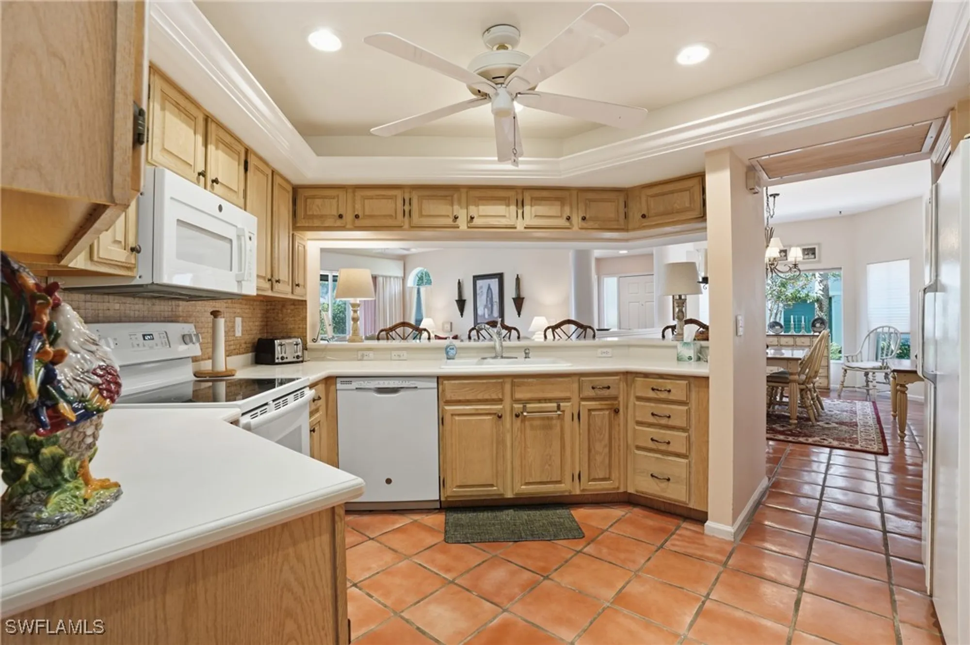 Property Slideshow image 16 of 32 | 8471 abbington cir 1112, Naples, FL, 34108