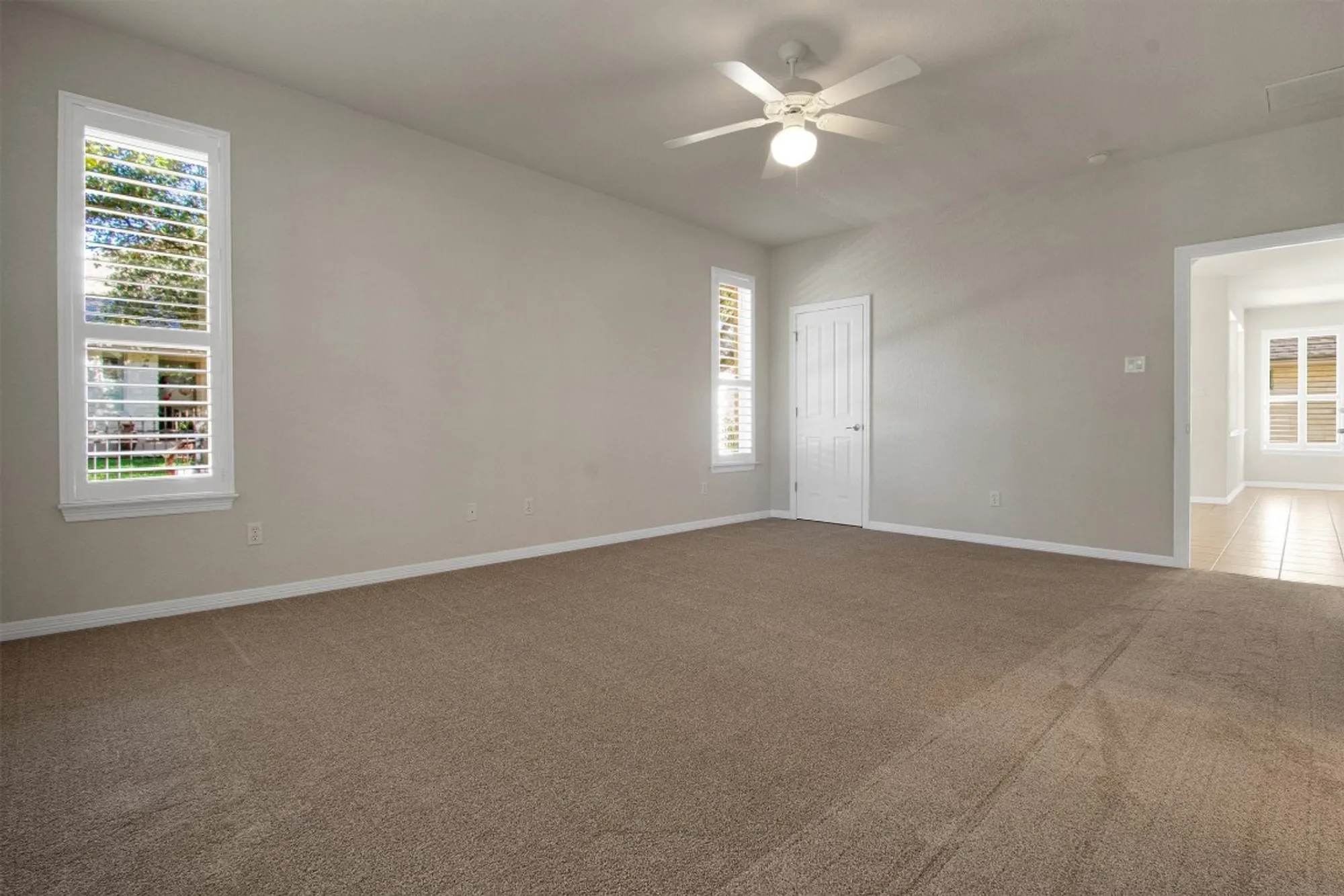 Property Slideshow image 17 of 34 | 102 lavaca ln, Georgetown, TX, 78628