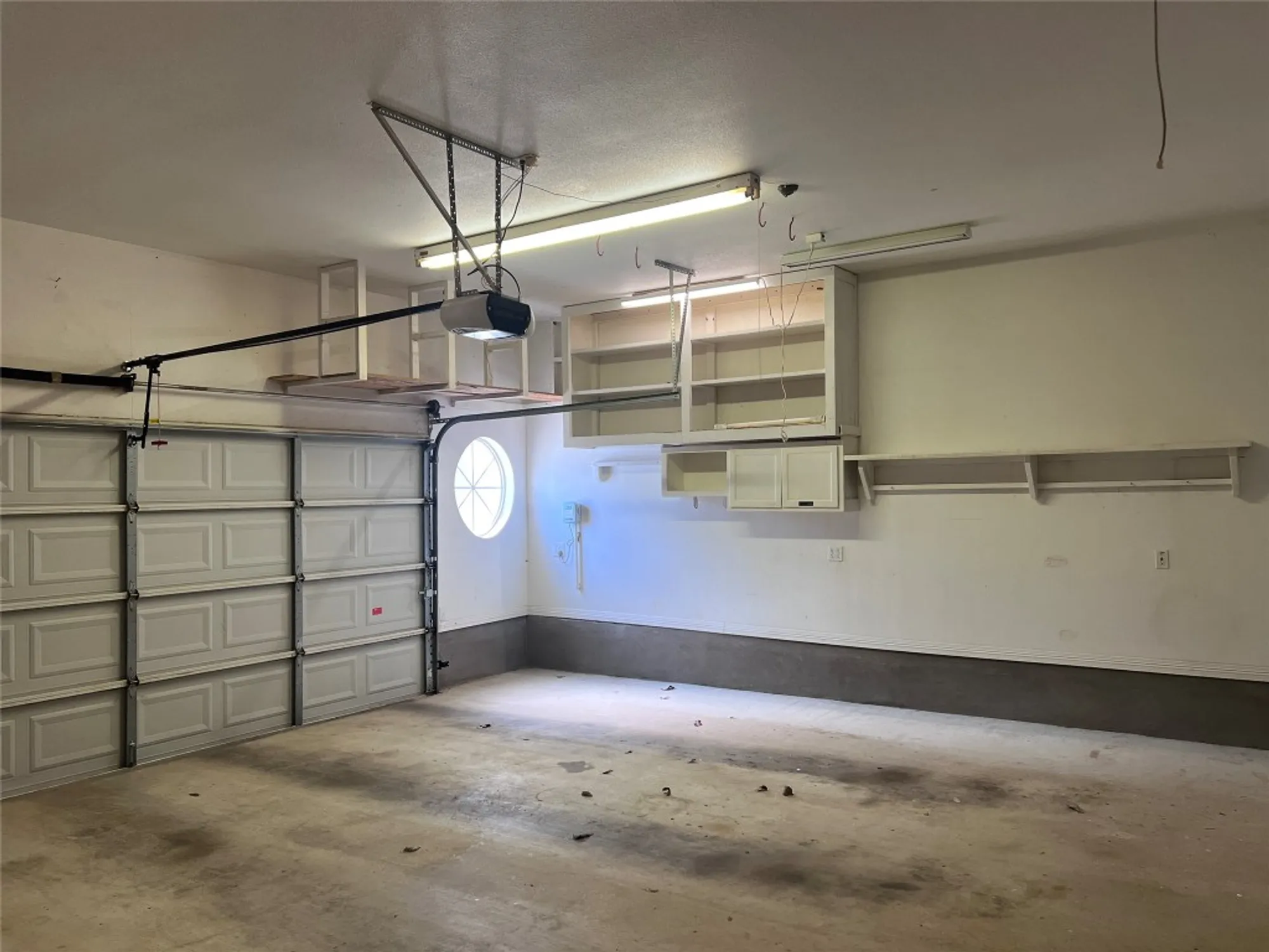 Property Slideshow image 32 of 34 | 102 lavaca ln, Georgetown, TX, 78628