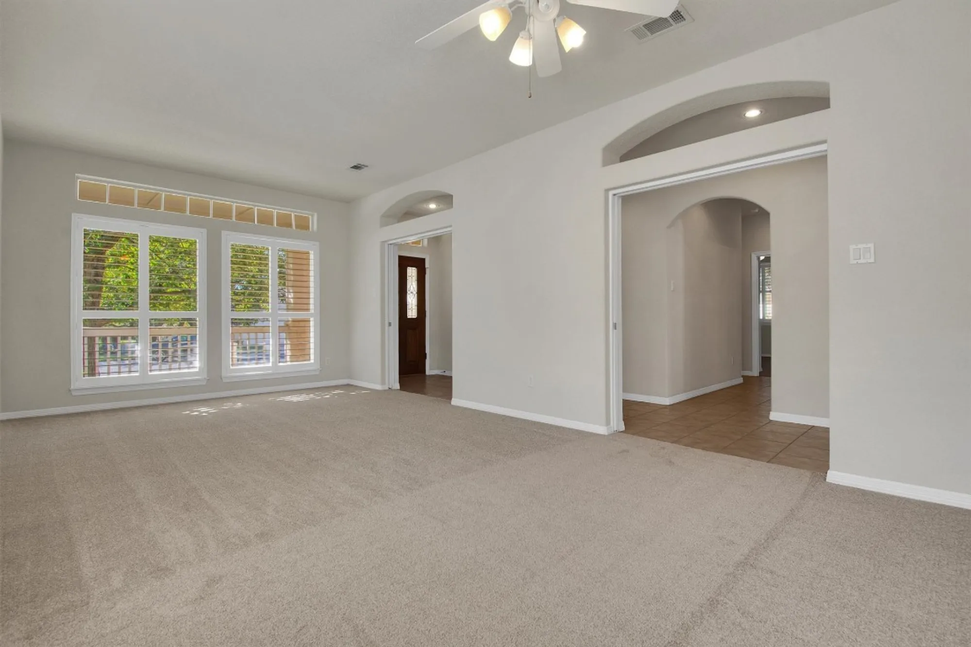 Property Slideshow image 5 of 34 | 102 lavaca ln, Georgetown, TX, 78628