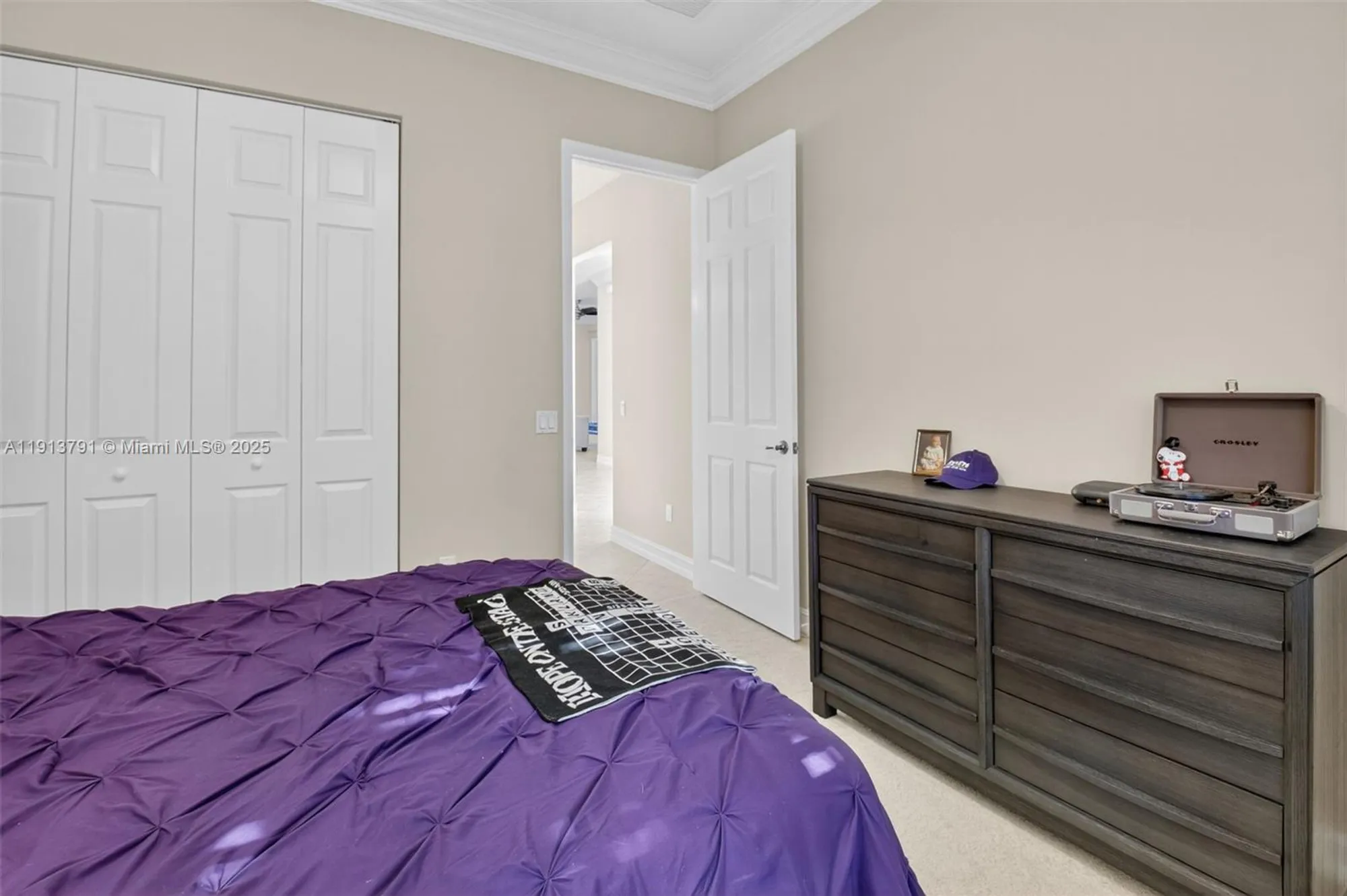 Property Slideshow image 15 of 72 | 6833 watertown dr, Boynton Beach, FL, 33437