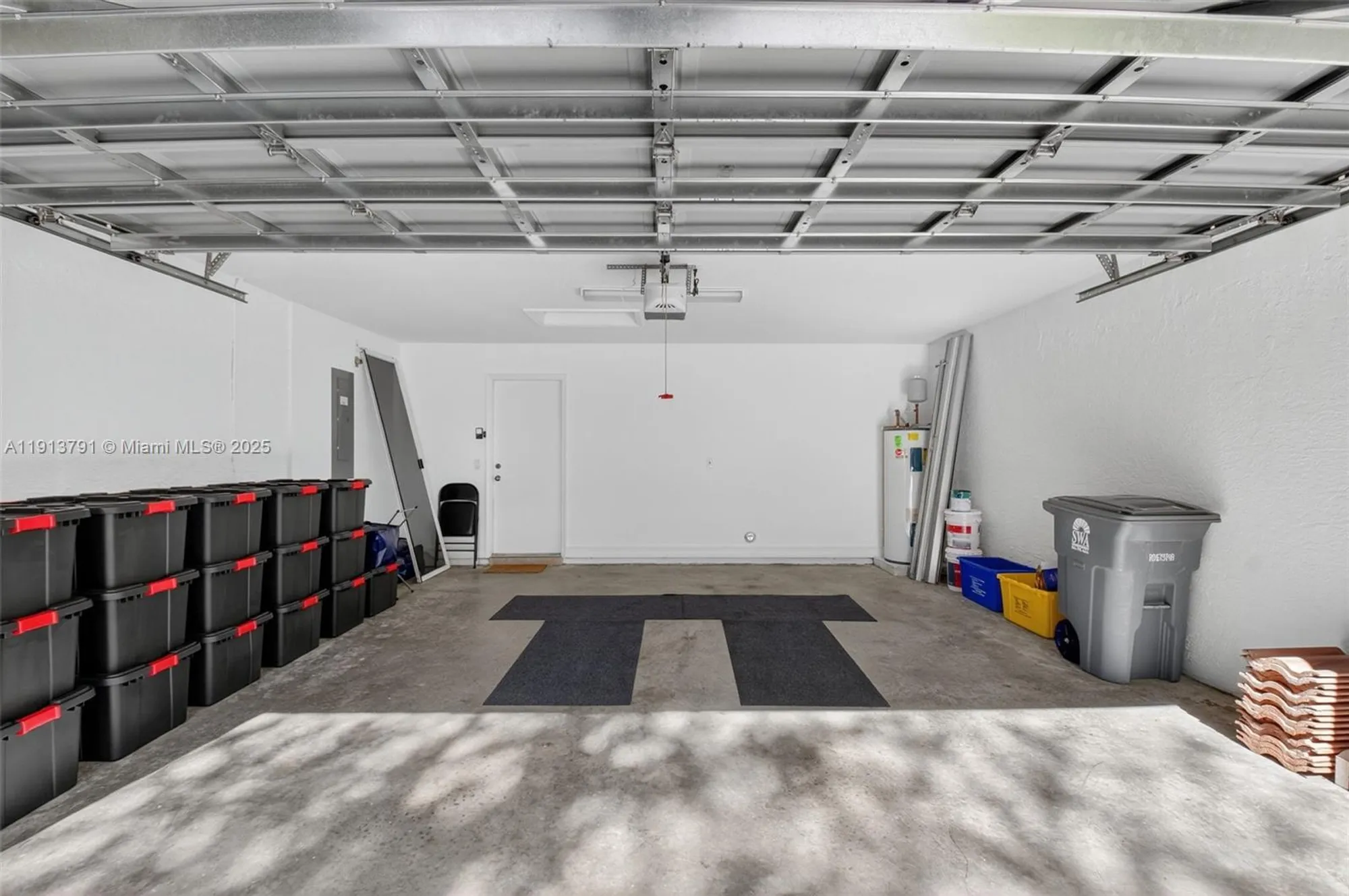 Property Slideshow image 20 of 72 | 6833 watertown dr, Boynton Beach, FL, 33437