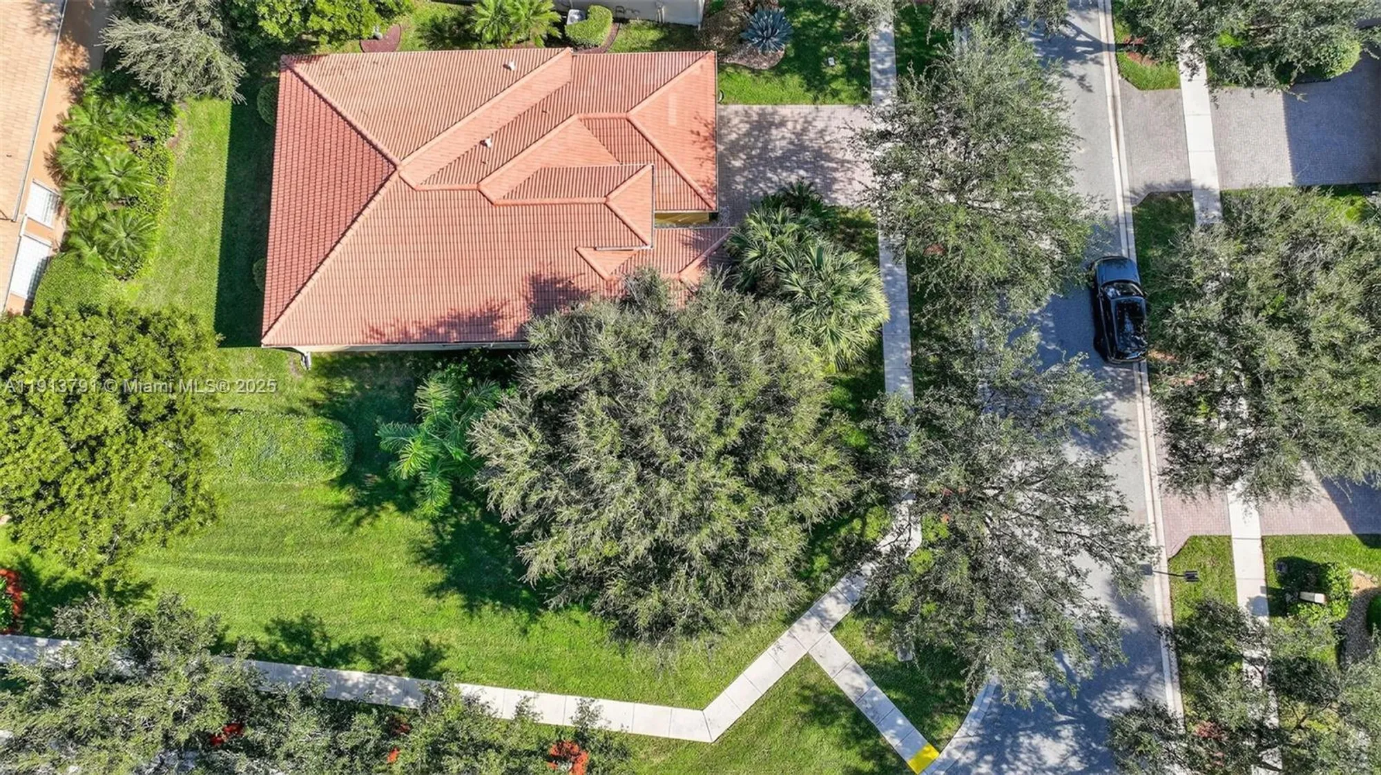 Property Slideshow image 31 of 72 | 6833 watertown dr, Boynton Beach, FL, 33437