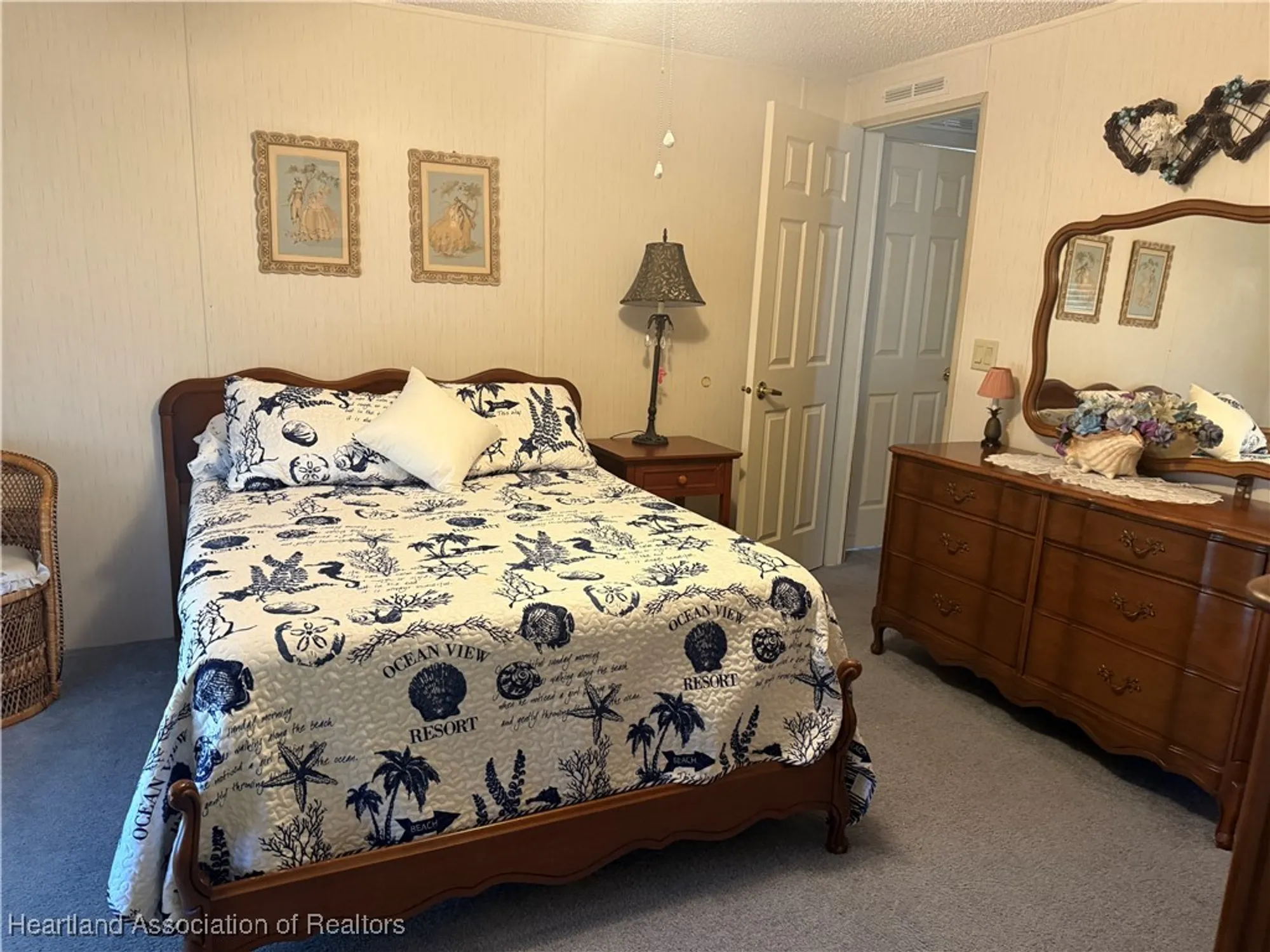 Property Slideshow image 15 of 26 | 27 venetian pkwy, Lake Placid, FL, 33852