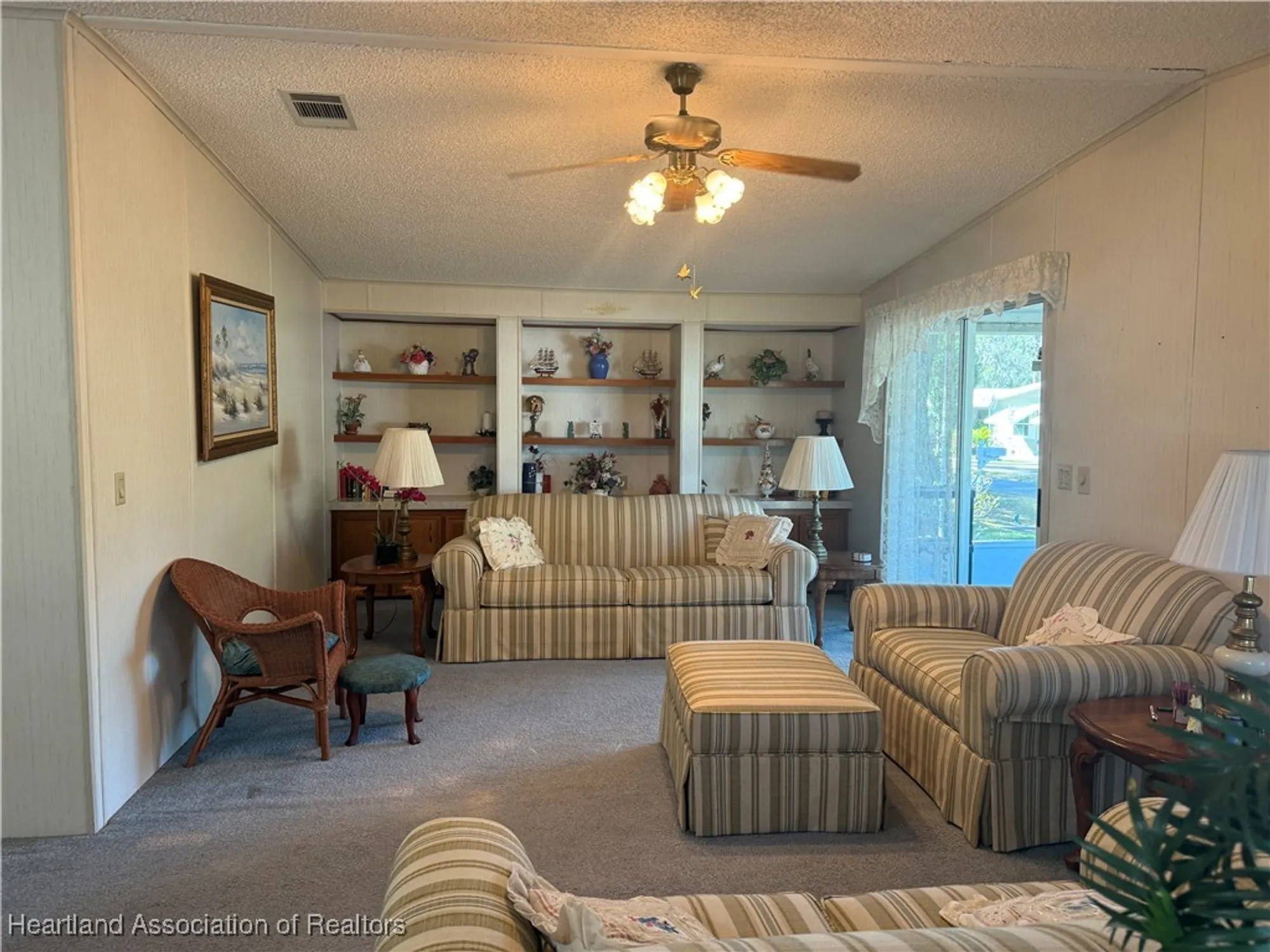 Property Slideshow image 5 of 26 | 27 venetian pkwy, Lake Placid, FL, 33852