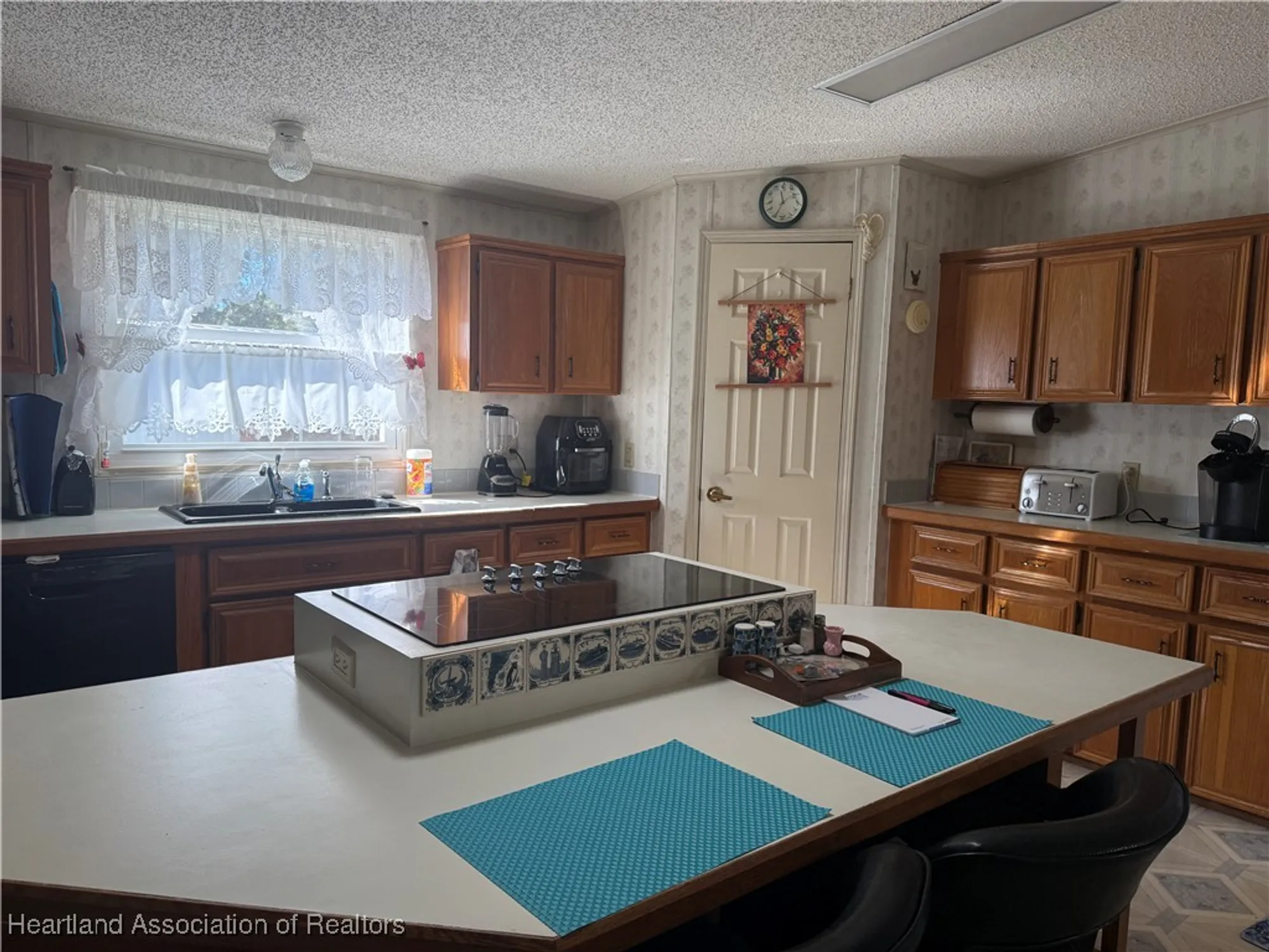 Property Slideshow image 7 of 26 | 27 venetian pkwy, Lake Placid, FL, 33852