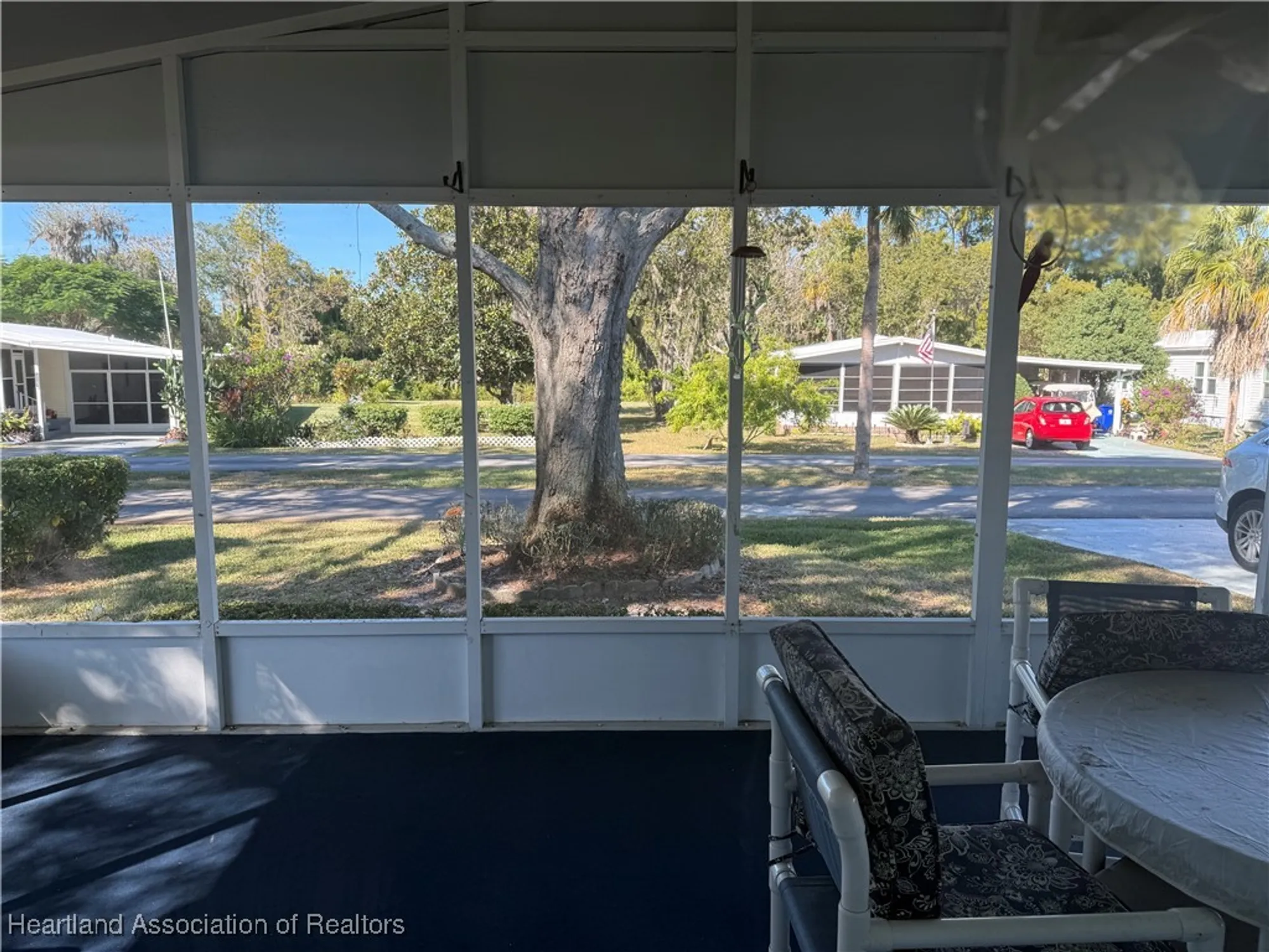 Property Slideshow image 8 of 26 | 27 venetian pkwy, Lake Placid, FL, 33852