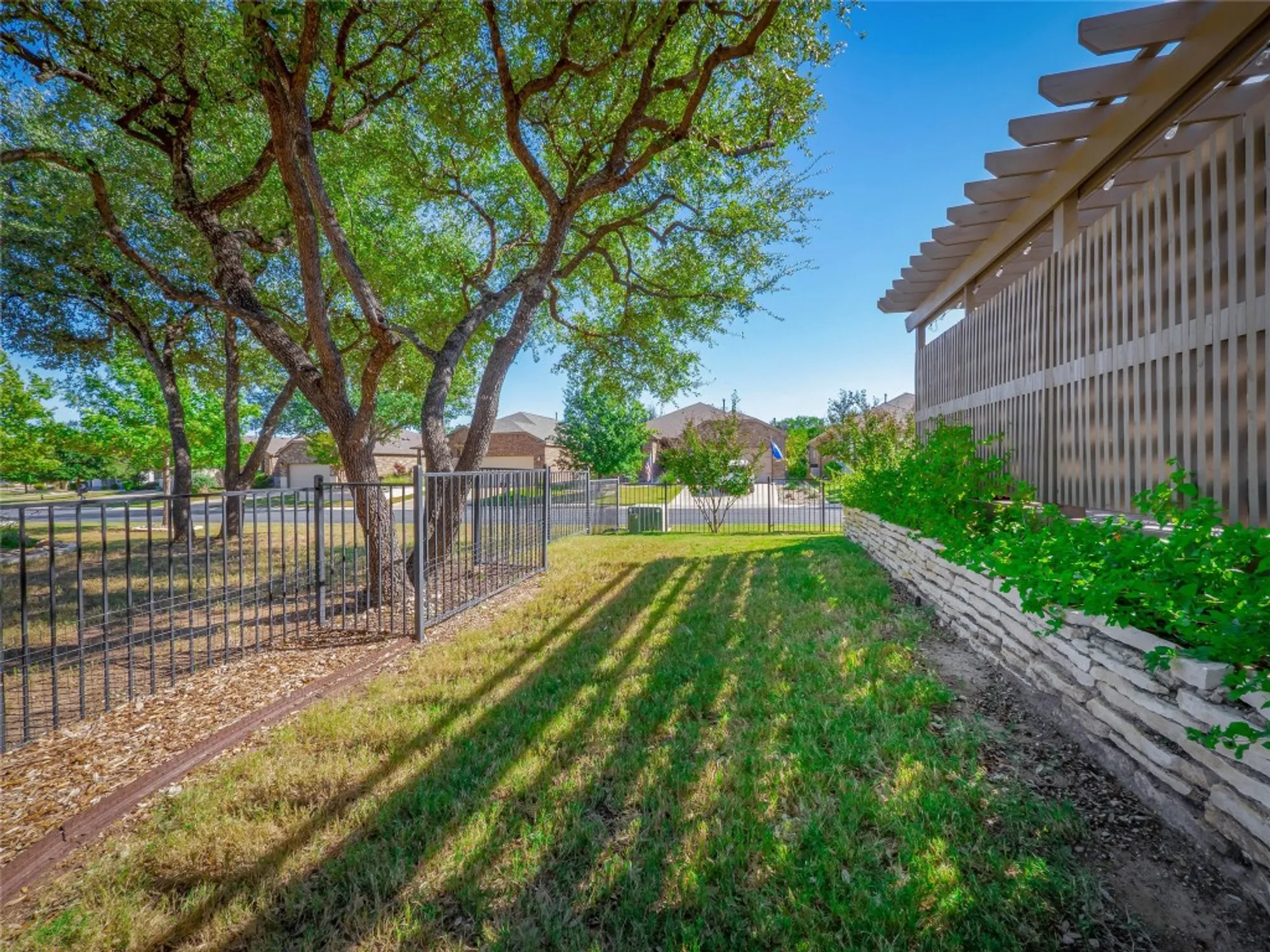 Property Slideshow image 33 of 39 | 100 san jacinto creek cv, Georgetown, TX, 78633