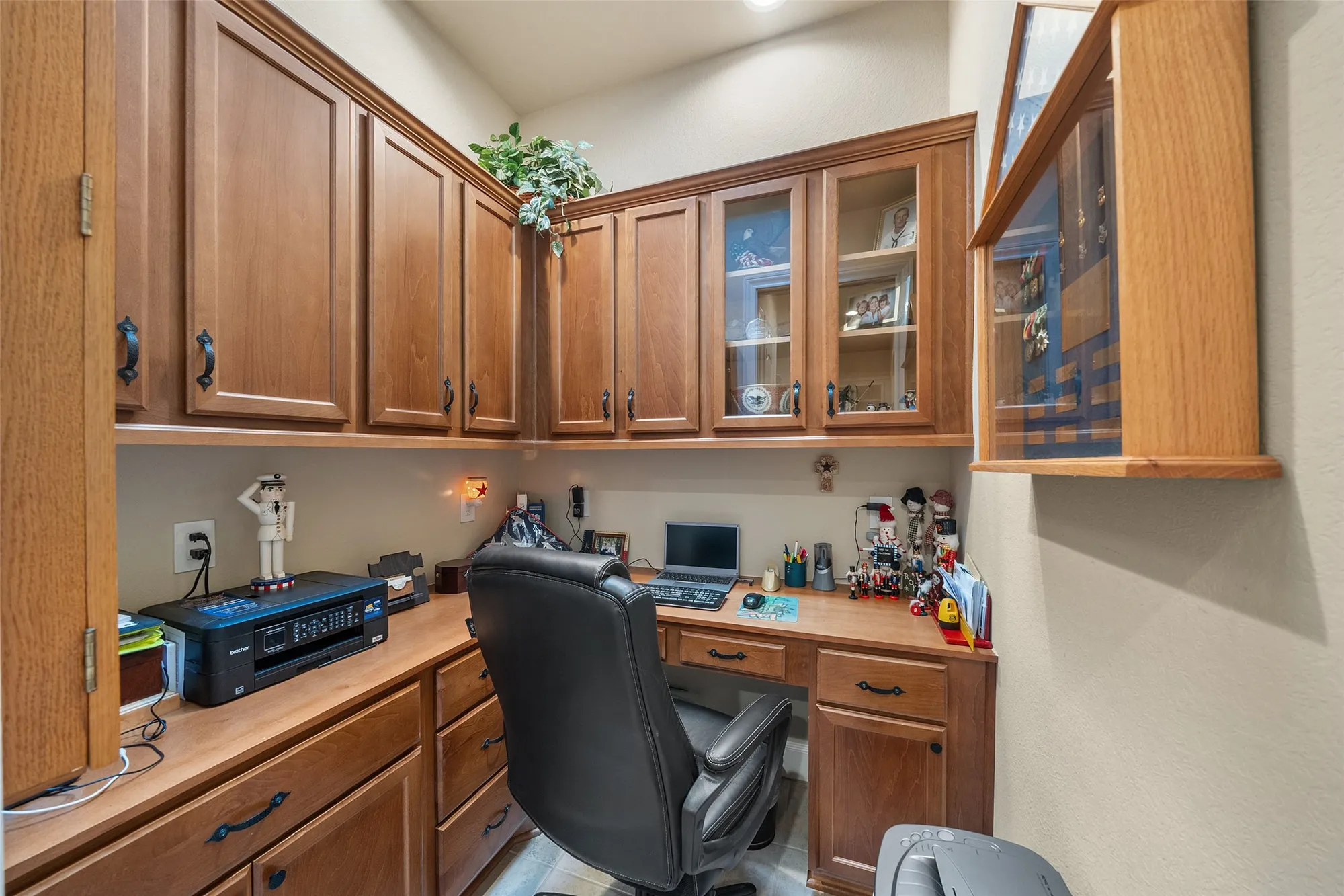 Property Slideshow image 17 of 37 | 5634 fountain villas way, Conroe, TX, 77304