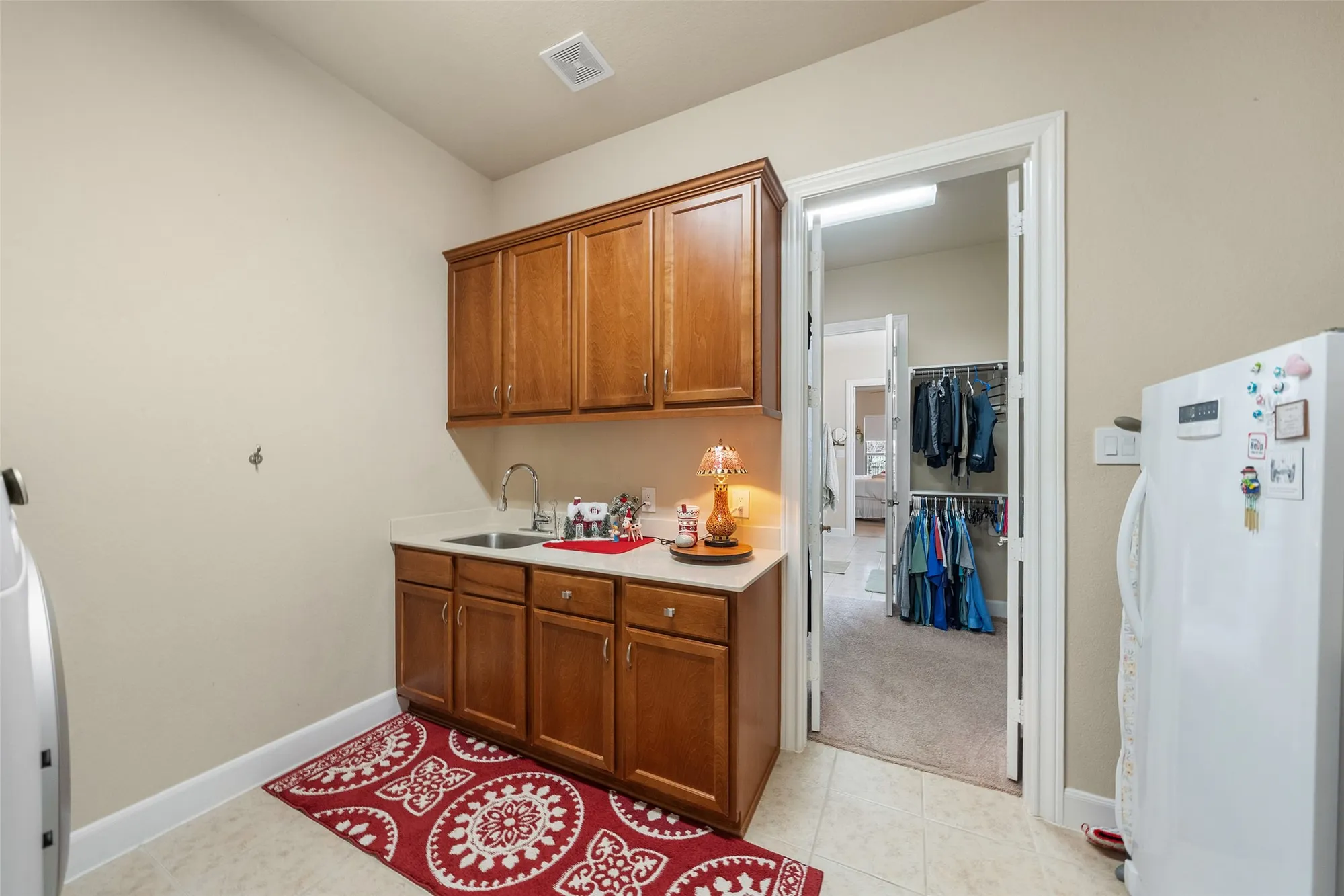 Property Slideshow image 18 of 37 | 5634 fountain villas way, Conroe, TX, 77304