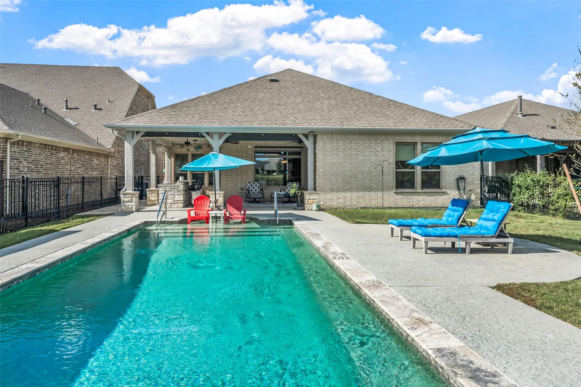 Property Slideshow image 25 of 37 | 5634 fountain villas way, Conroe, TX, 77304