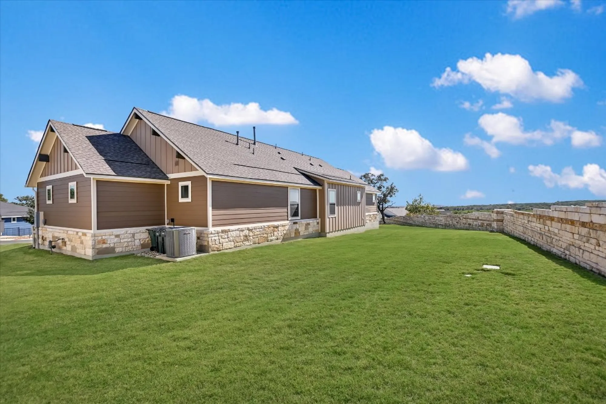 Property Slideshow image 19 of 28 | 113 surfside st # 193, San Marcos, TX, 78666