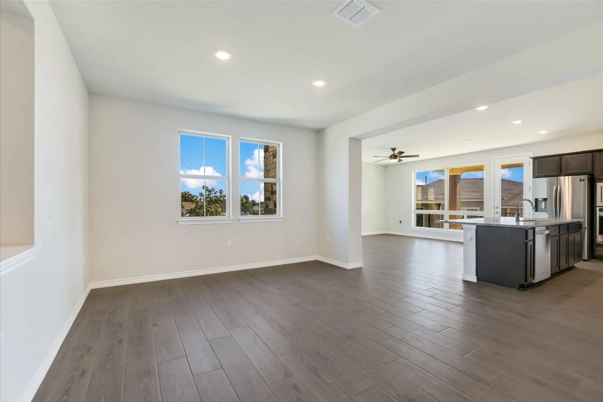 Property Slideshow image 4 of 28 | 113 surfside st # 193, San Marcos, TX, 78666