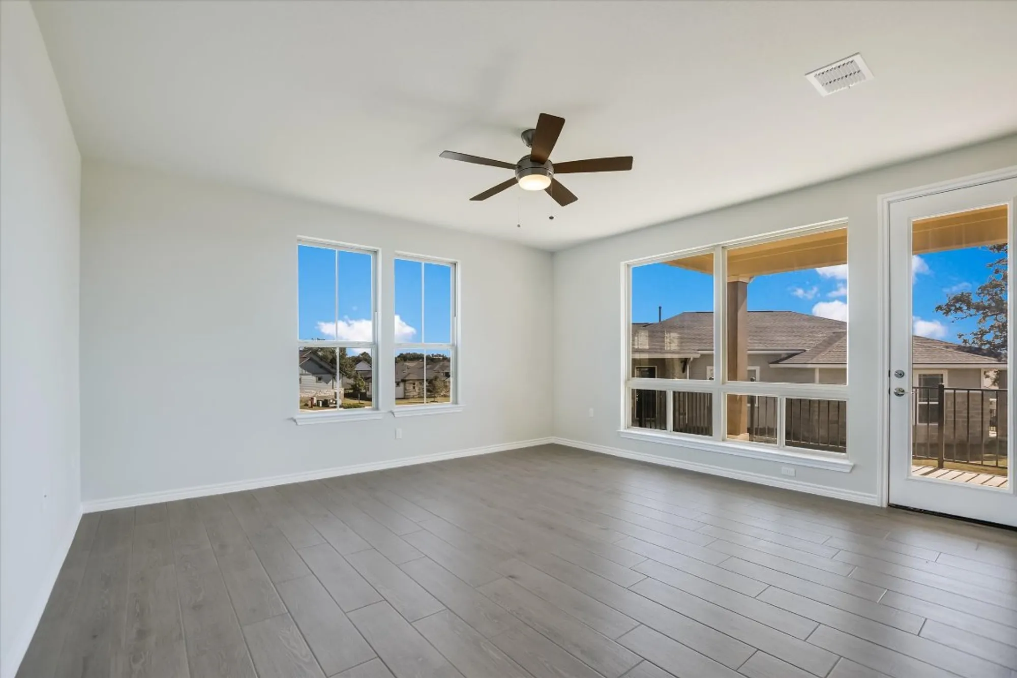 Property Slideshow image 6 of 28 | 113 surfside st # 193, San Marcos, TX, 78666
