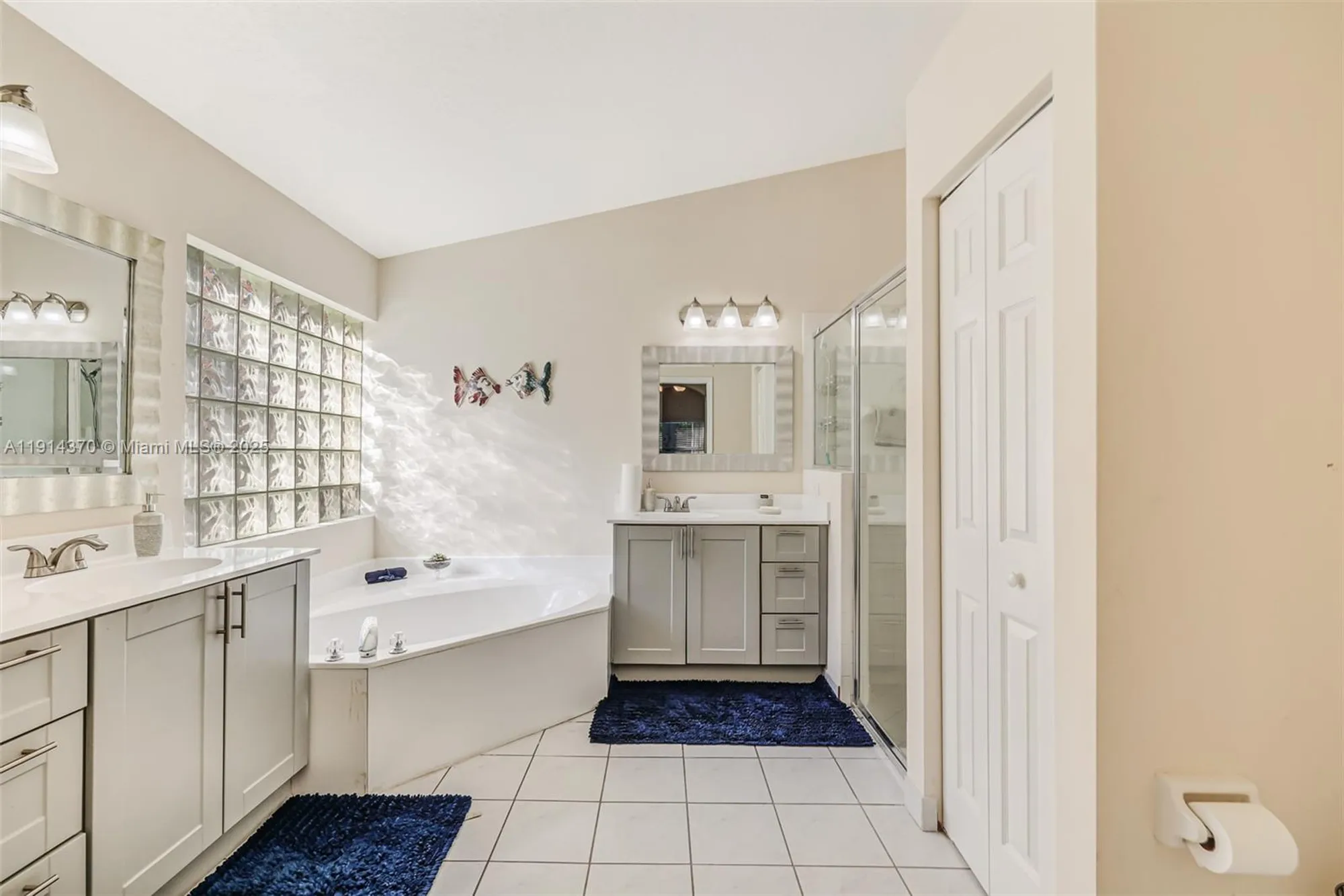 Property Slideshow image 33 of 67 | 7390 lugano dr, Boynton Beach, FL, 33437