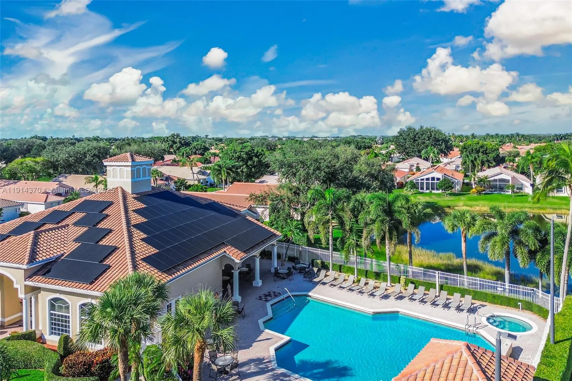 Property Slideshow image 44 of 67 | 7390 lugano dr, Boynton Beach, FL, 33437