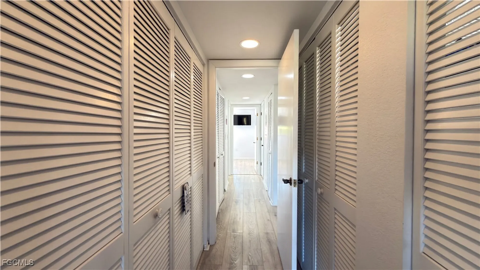 Property Slideshow image 21 of 48 | 5050 marianne key rd 7a, Punta Gorda, FL, 33955