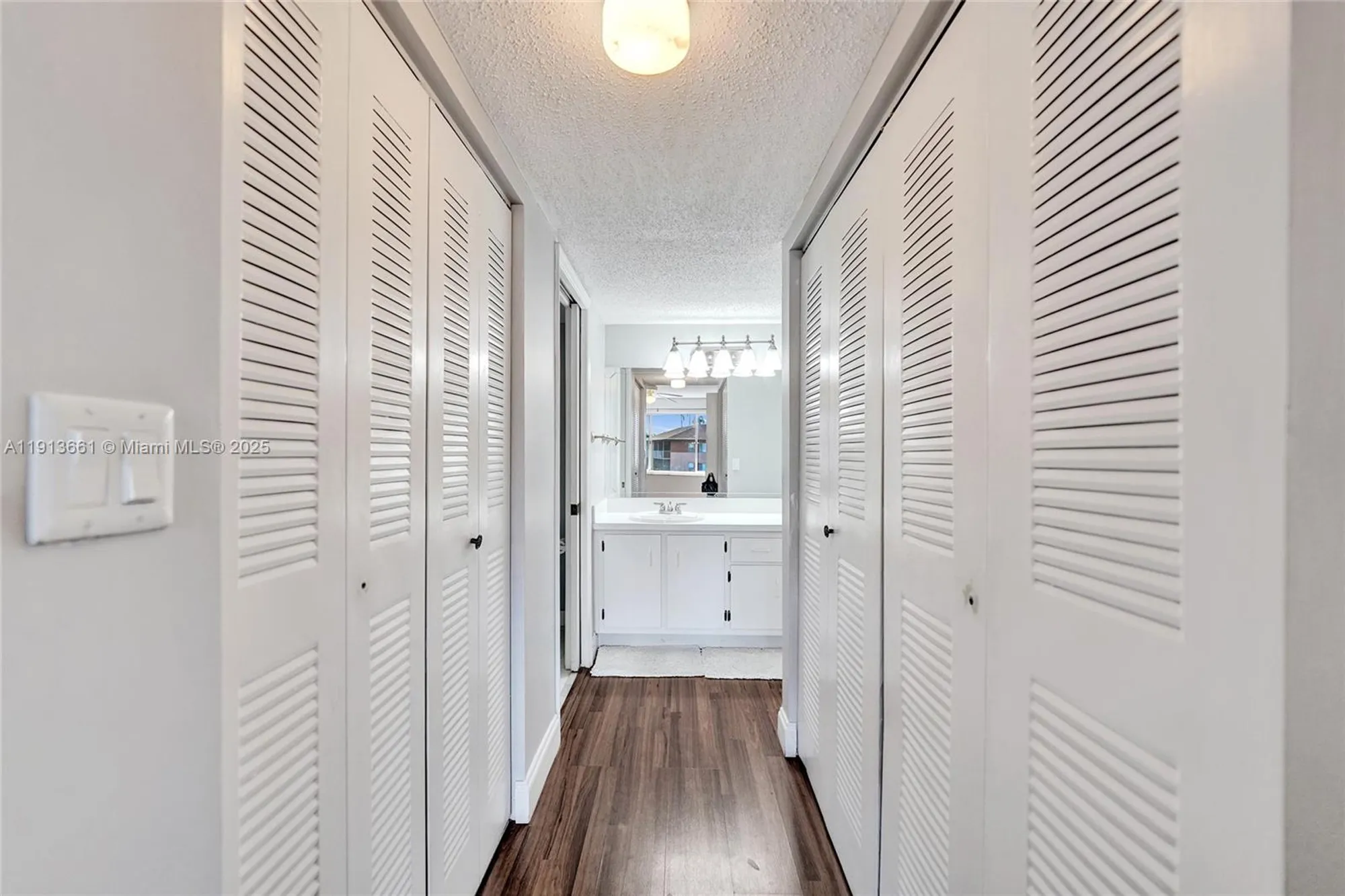 Property Slideshow image 23 of 38 | 7331 s devon dr # 215, Tamarac, FL, 33321