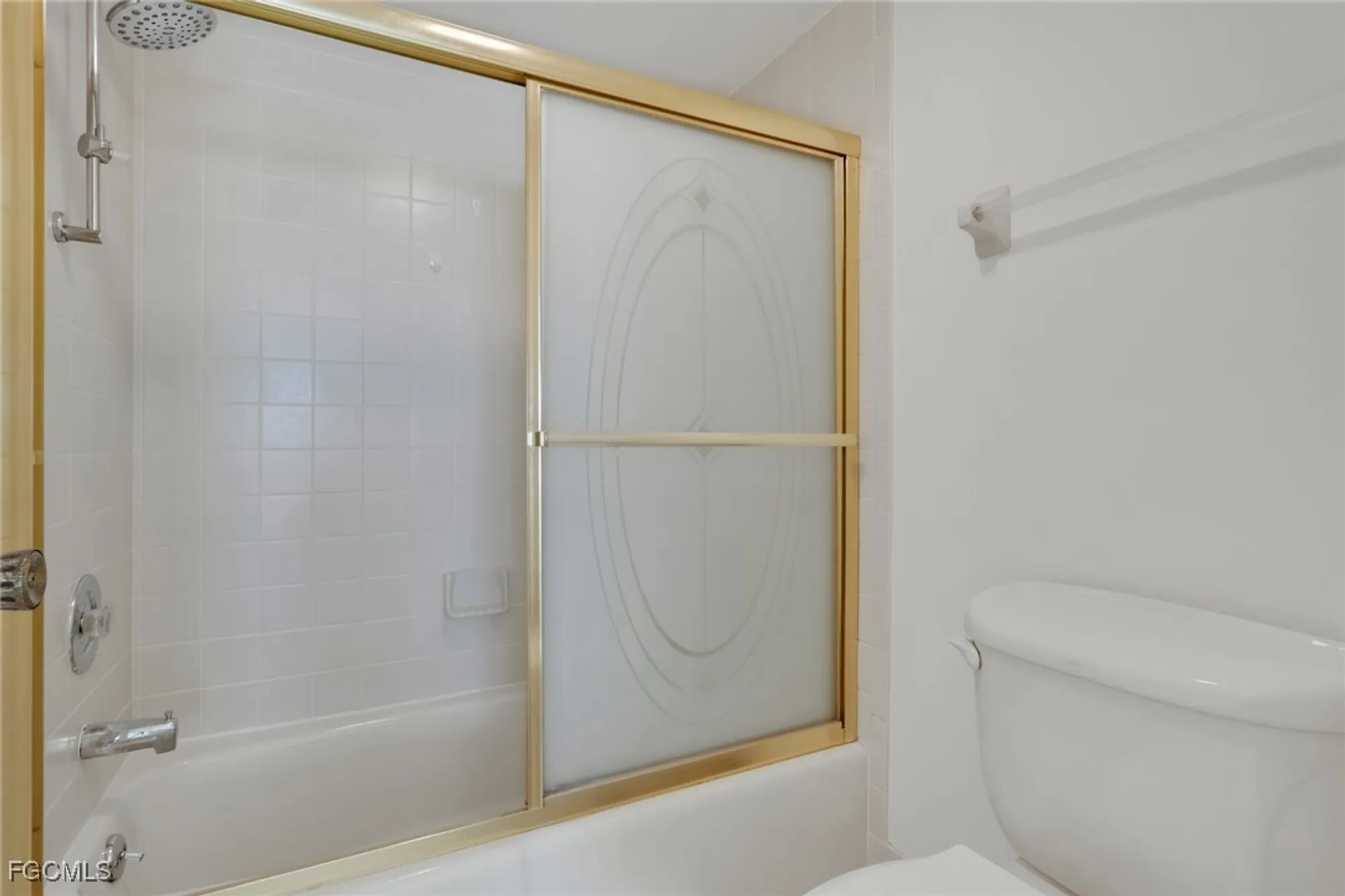 Property Slideshow image 19 of 34 | 1322 s brandywine cir 1, Fort Myers, FL, 33919