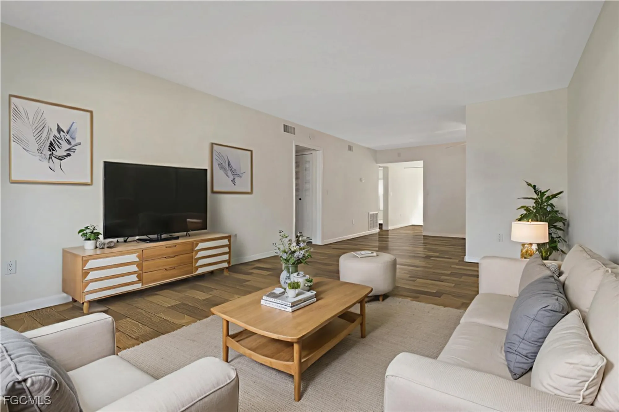 Property Slideshow image 3 of 34 | 1322 s brandywine cir 1, Fort Myers, FL, 33919