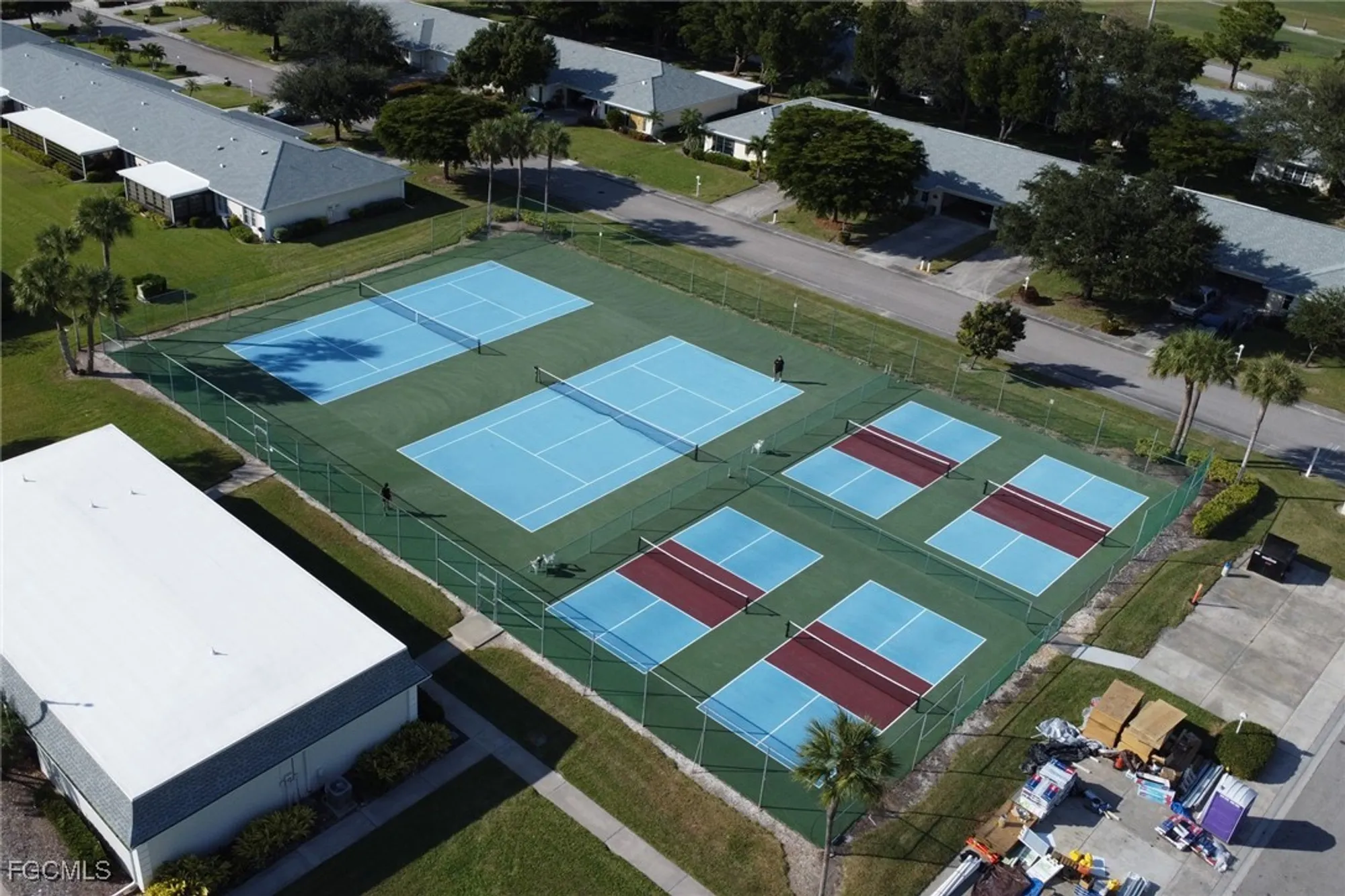 Property Slideshow image 30 of 34 | 1322 s brandywine cir 1, Fort Myers, FL, 33919