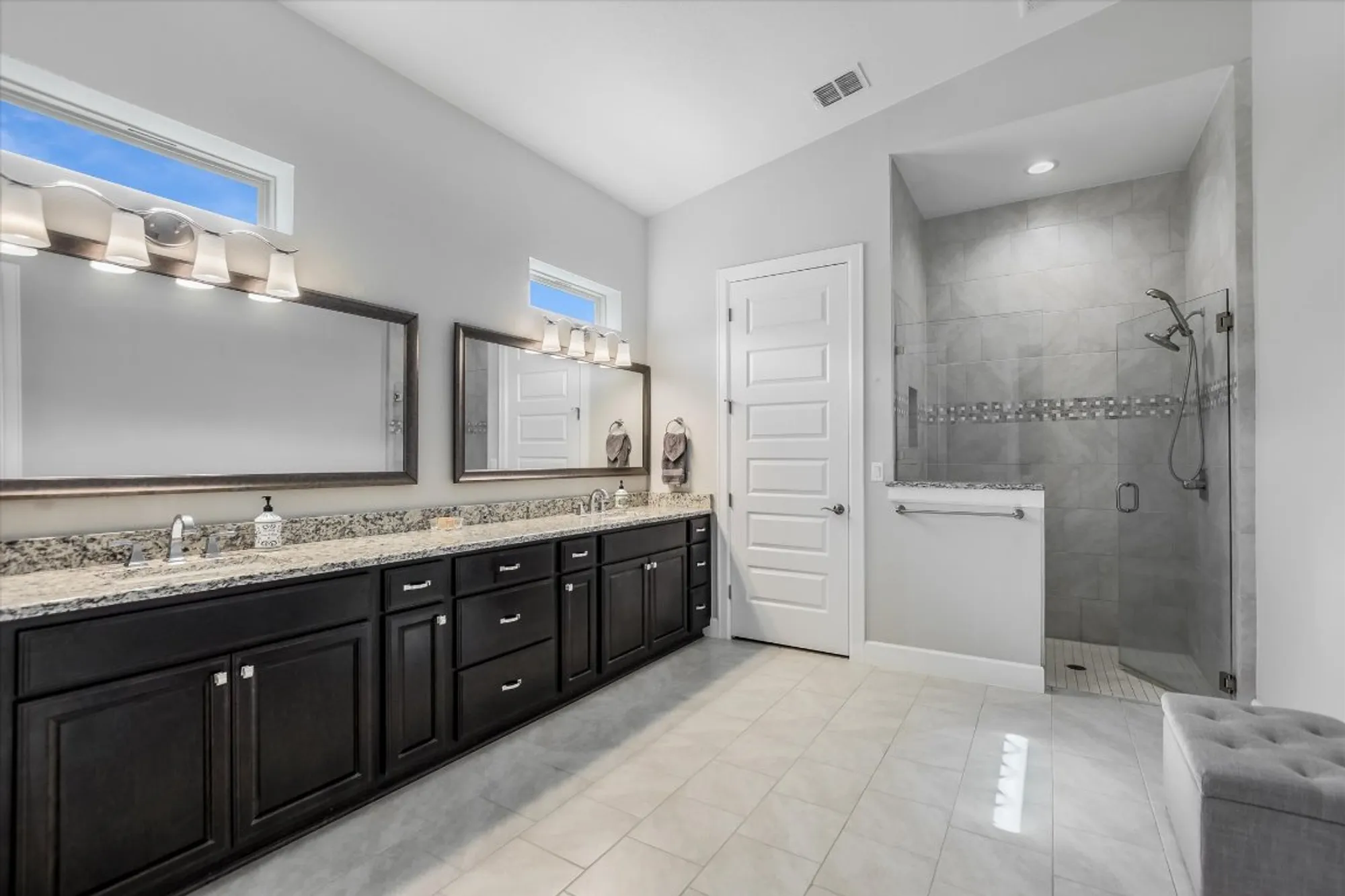 Property Slideshow image 13 of 21 | 804 dancing oak ln, San Marcos, TX, 78666