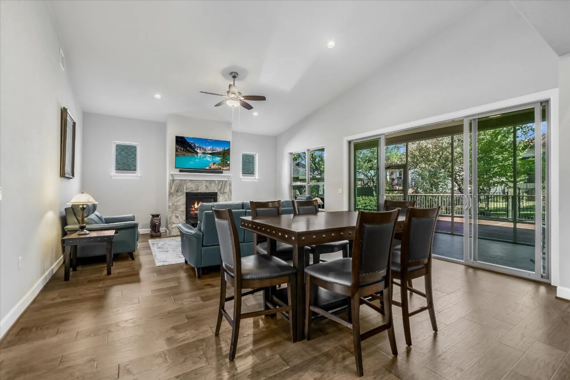 Property Slideshow image 7 of 21 | 804 dancing oak ln, San Marcos, TX, 78666