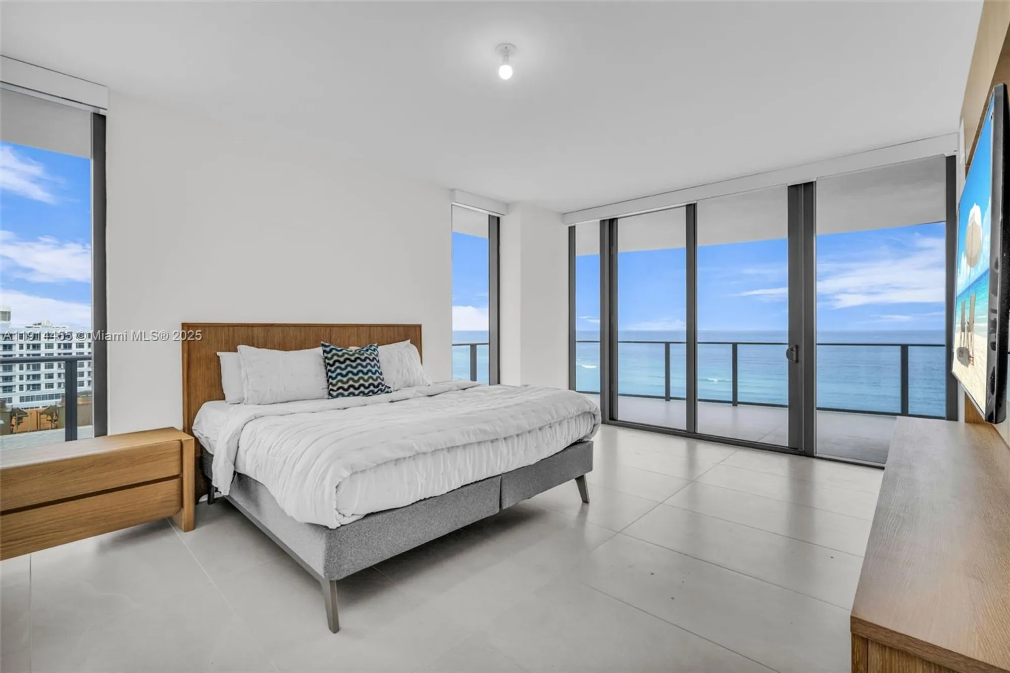 Property Slideshow image 19 of 54 | 1116 n ocean blvd unit 1106, Pompano Beach, FL, 33062