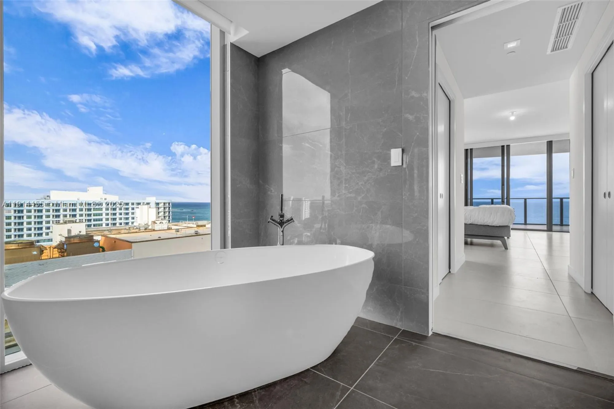 Property Slideshow image 27 of 54 | 1116 n ocean blvd unit 1106, Pompano Beach, FL, 33062