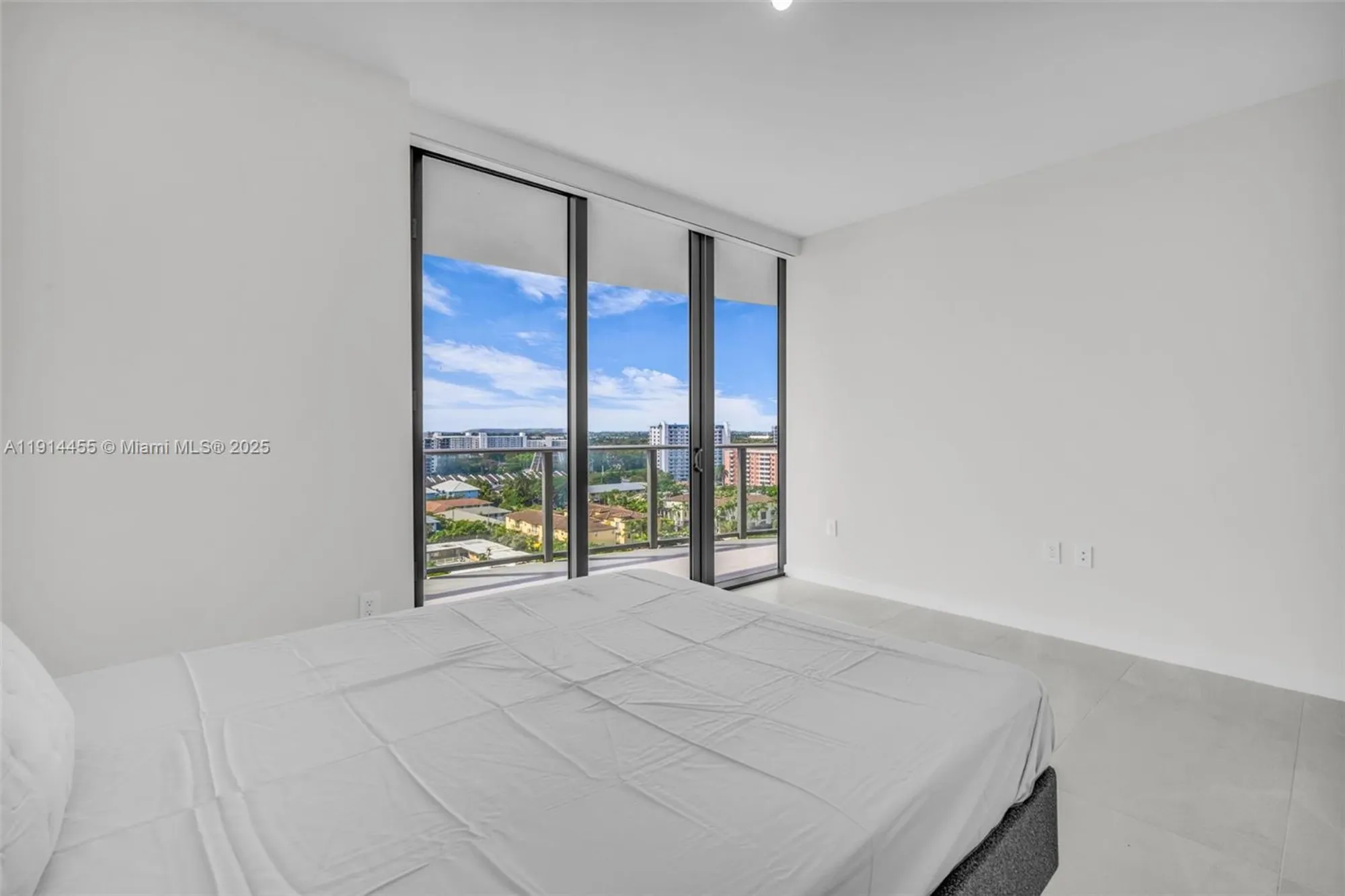 Property Slideshow image 39 of 54 | 1116 n ocean blvd unit 1106, Pompano Beach, FL, 33062