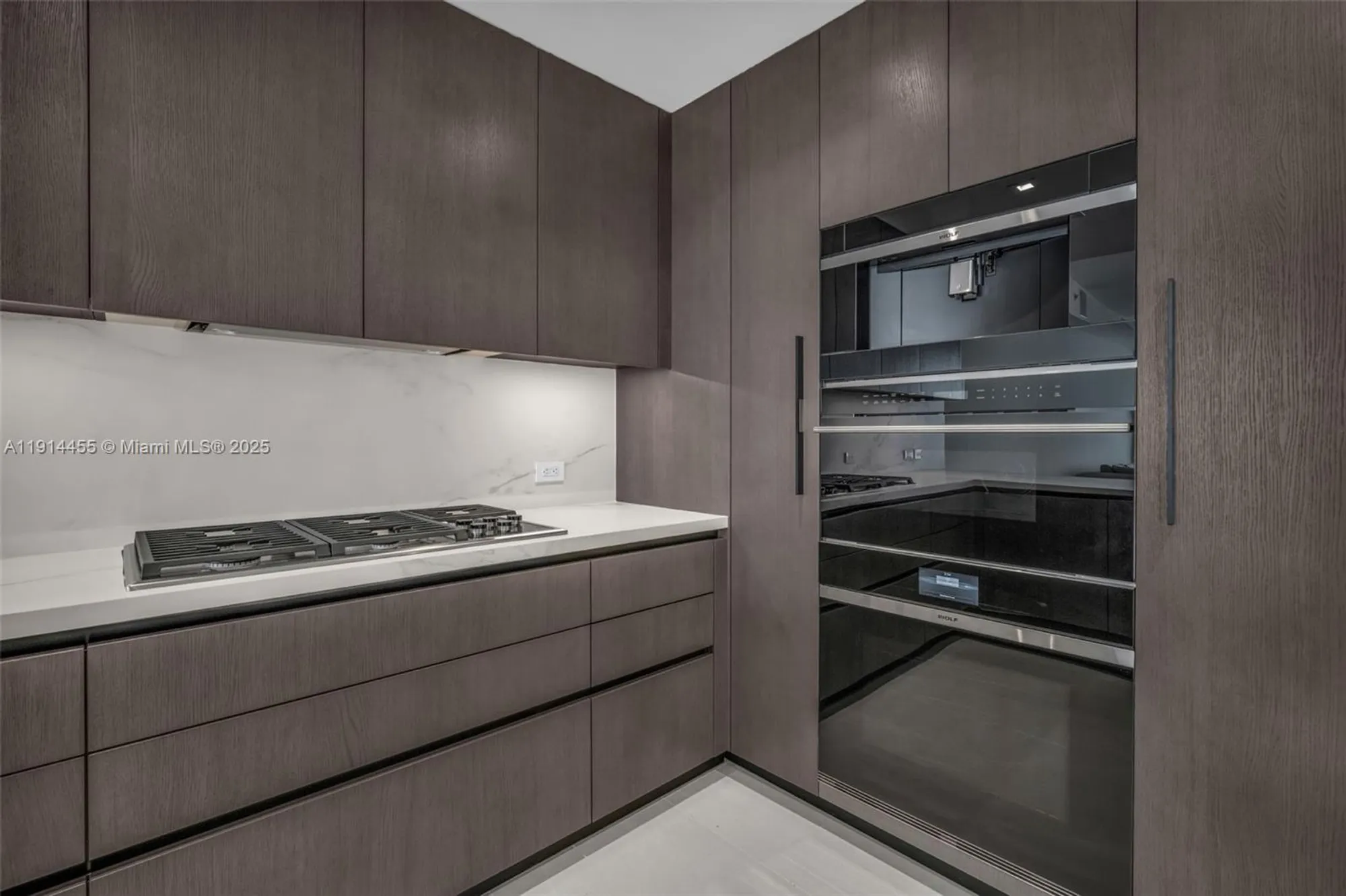 Property Slideshow image 9 of 54 | 1116 n ocean blvd unit 1106, Pompano Beach, FL, 33062