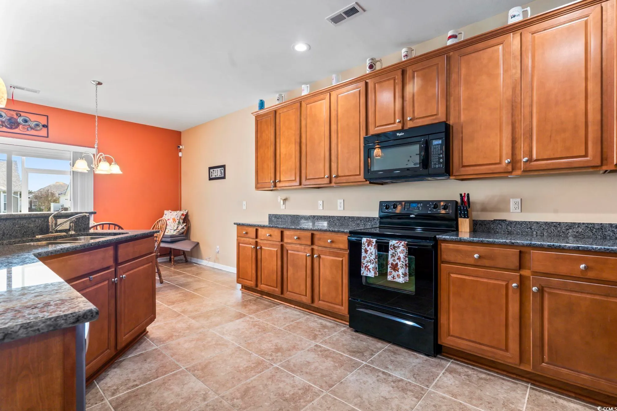 Property Slideshow image 21 of 40 | 1725 boyne dr, Myrtle Beach, SC, 29588
