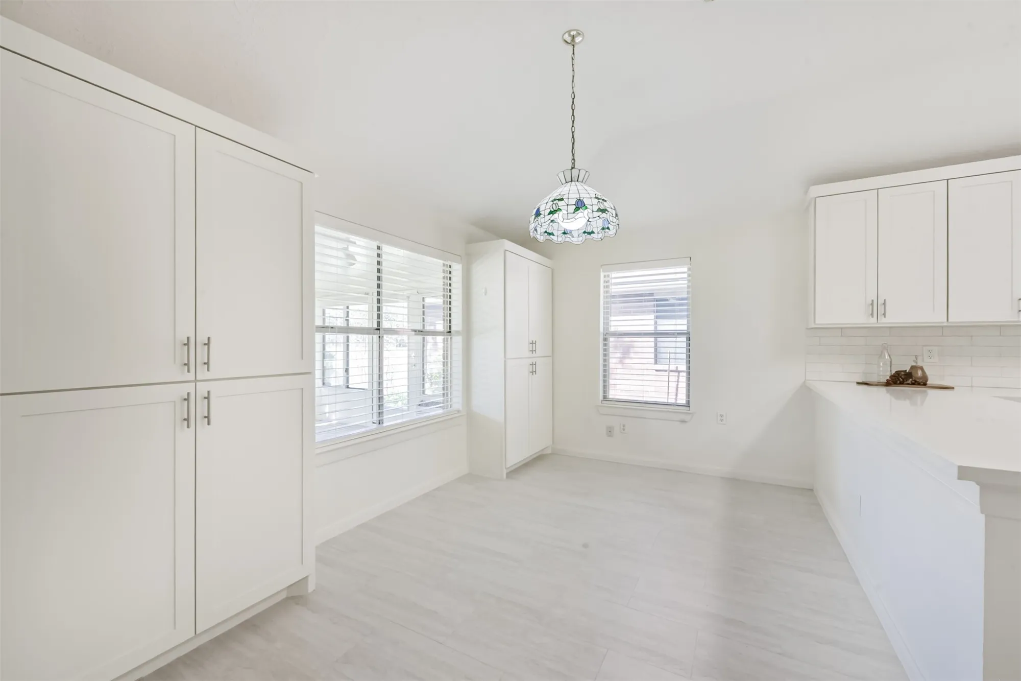 Property Slideshow image 13 of 36 | 3810 e peach hollow cir, Pearland, TX, 77584