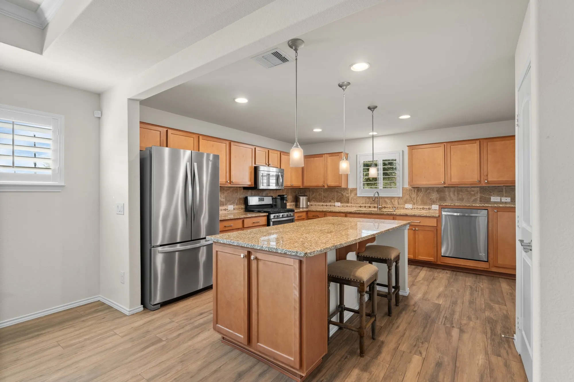 Property Slideshow image 13 of 33 | 638 saffron plum ln, Richmond, TX, 77469