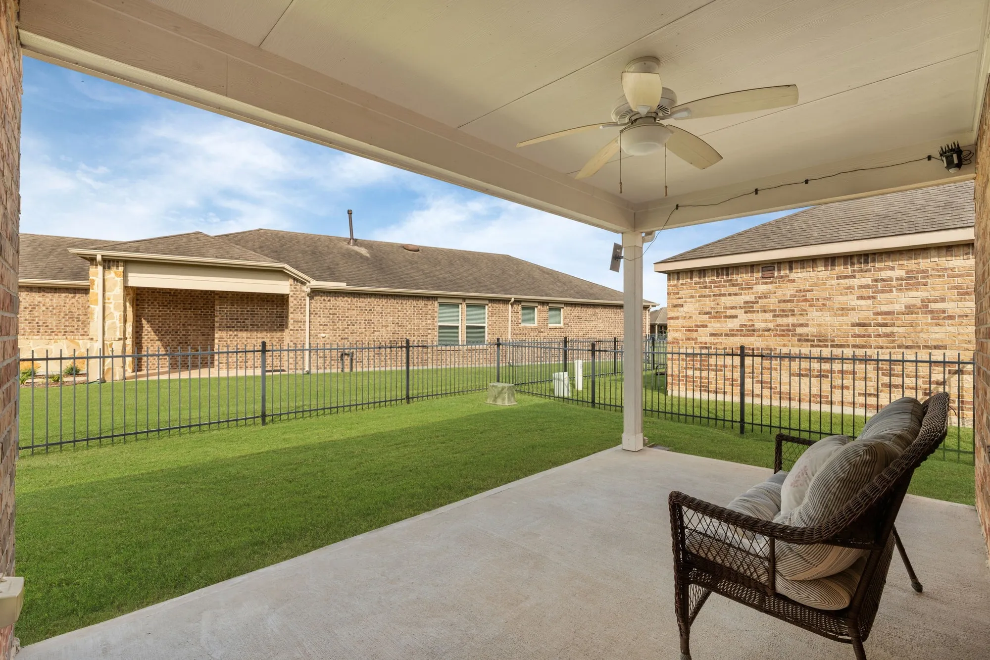 Property Slideshow image 29 of 33 | 638 saffron plum ln, Richmond, TX, 77469