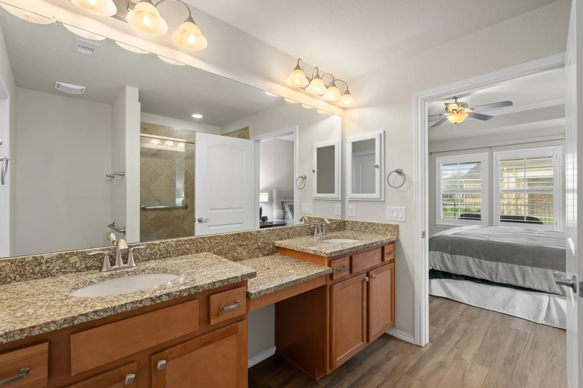 Property Slideshow image 20 of 33 | 638 saffron plum ln, Richmond, TX, 77469