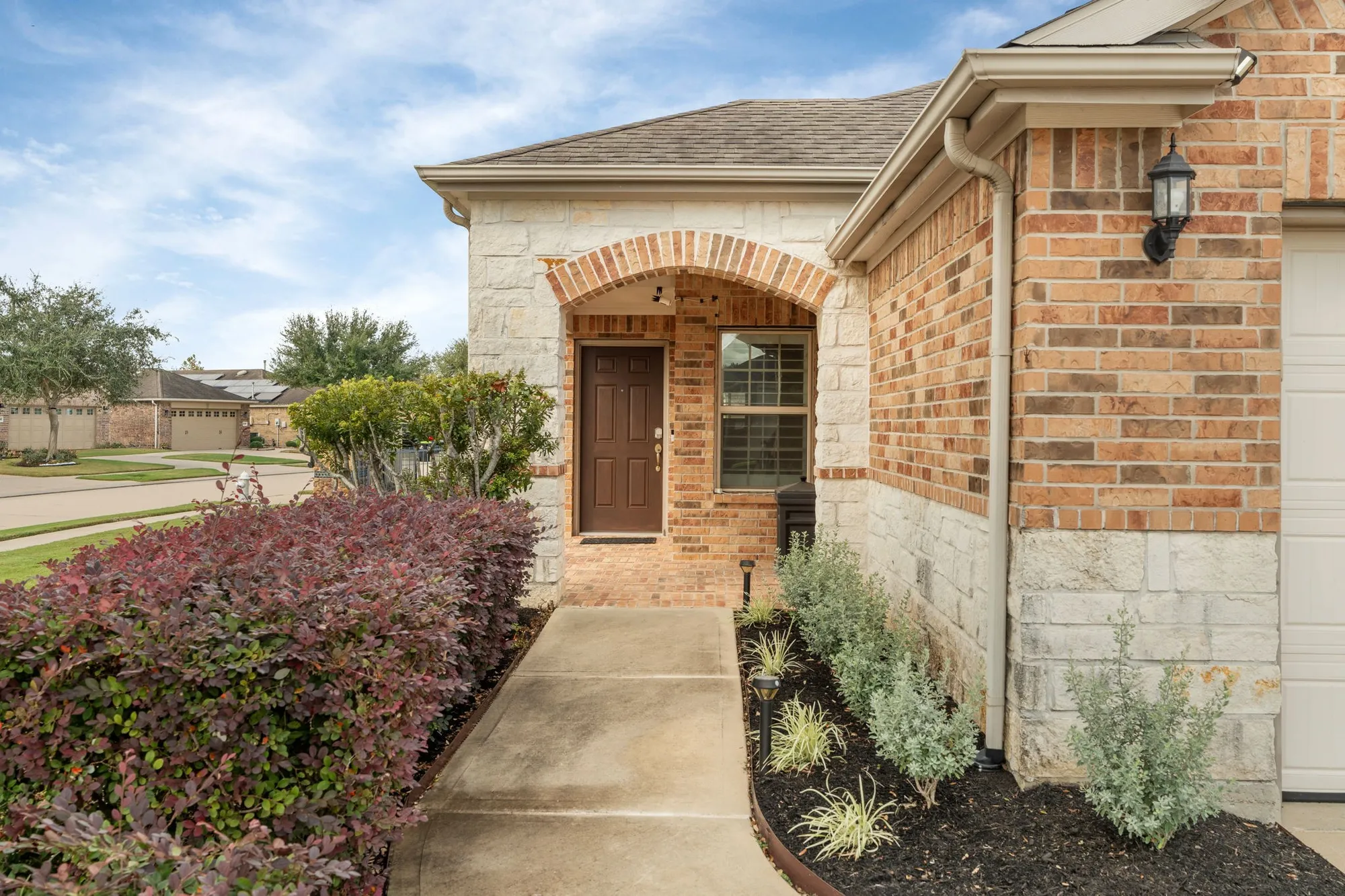 Property Slideshow image 4 of 33 | 638 saffron plum ln, Richmond, TX, 77469