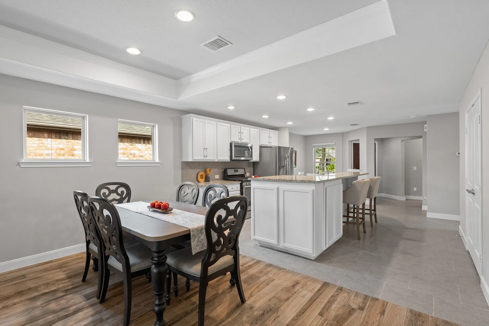 Property Slideshow image 11 of 45 | 606 saguaro way, Richmond, TX, 77469