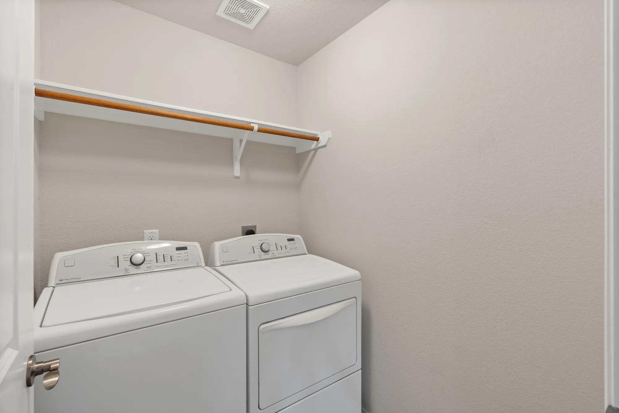 Property Slideshow image 28 of 45 | 606 saguaro way, Richmond, TX, 77469