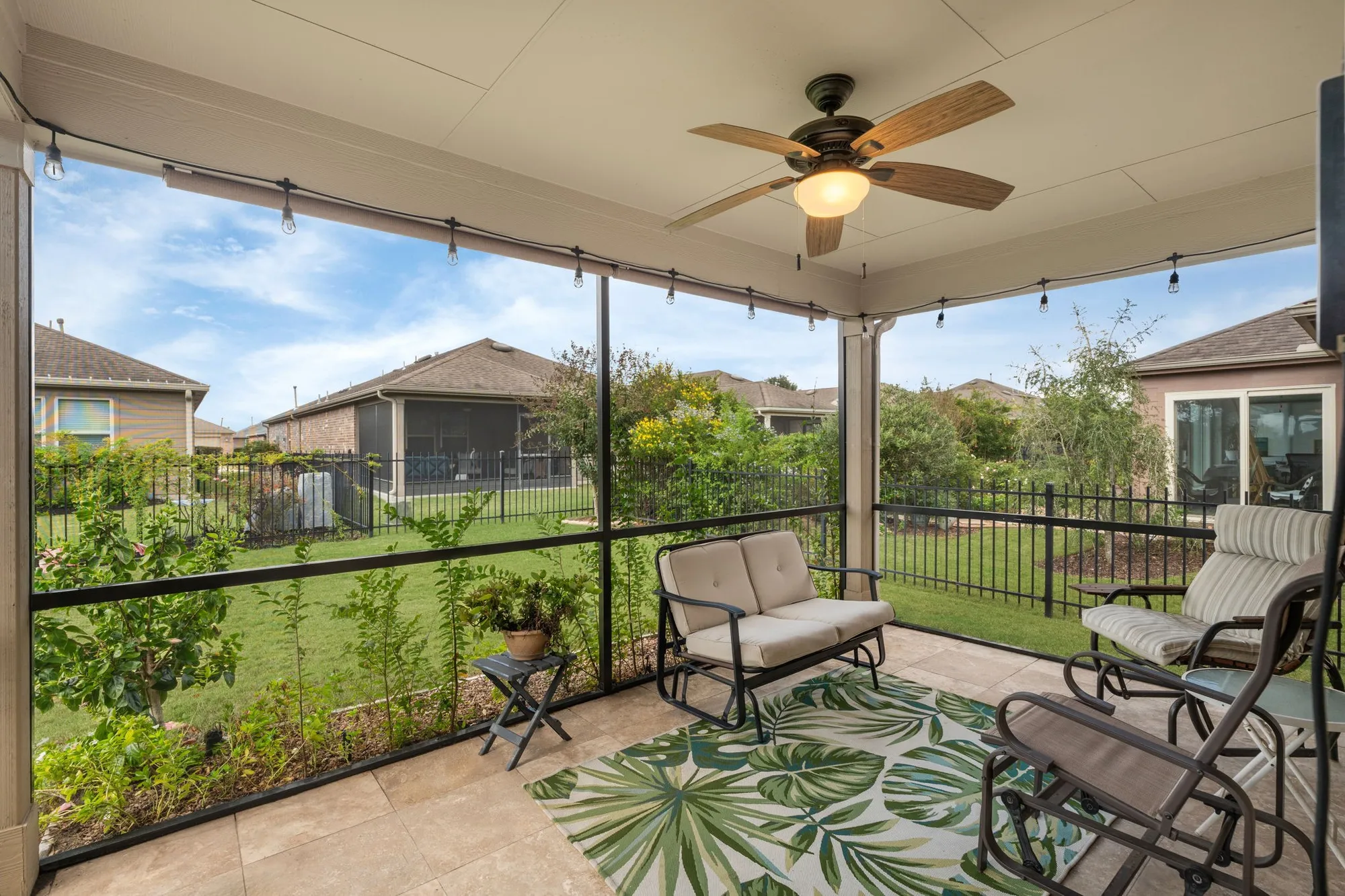 Property Slideshow image 29 of 45 | 606 saguaro way, Richmond, TX, 77469