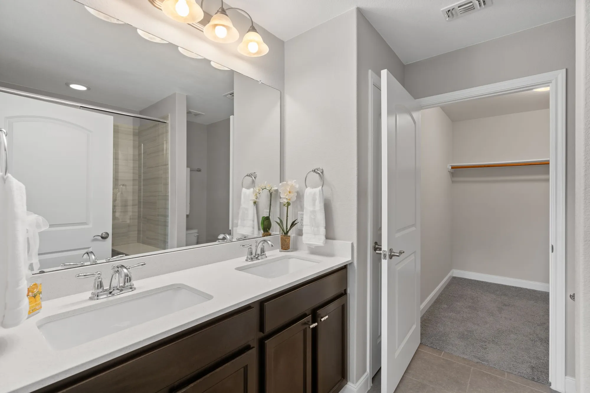 Property Slideshow image 23 of 45 | 606 saguaro way, Richmond, TX, 77469