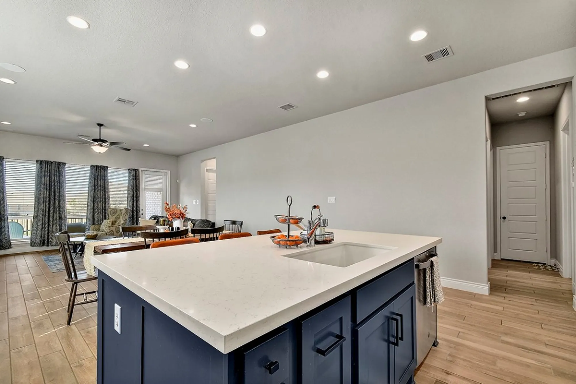 Property Slideshow image 13 of 31 | 2192 august ave, New Braunfels, TX, 78132