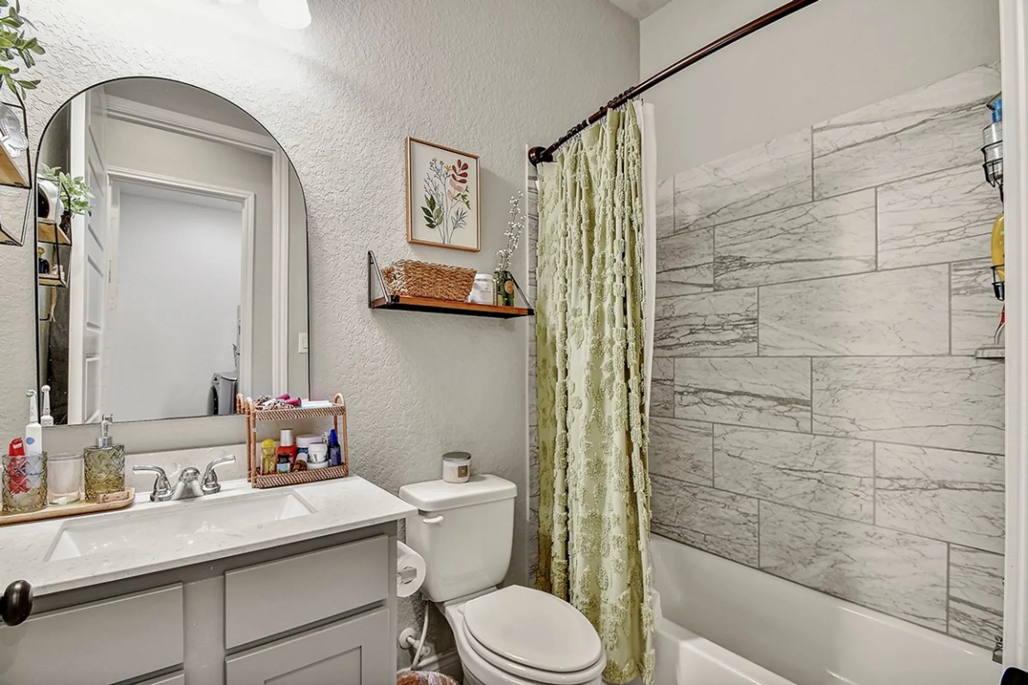 Property Slideshow image 22 of 31 | 2192 august ave, New Braunfels, TX, 78132