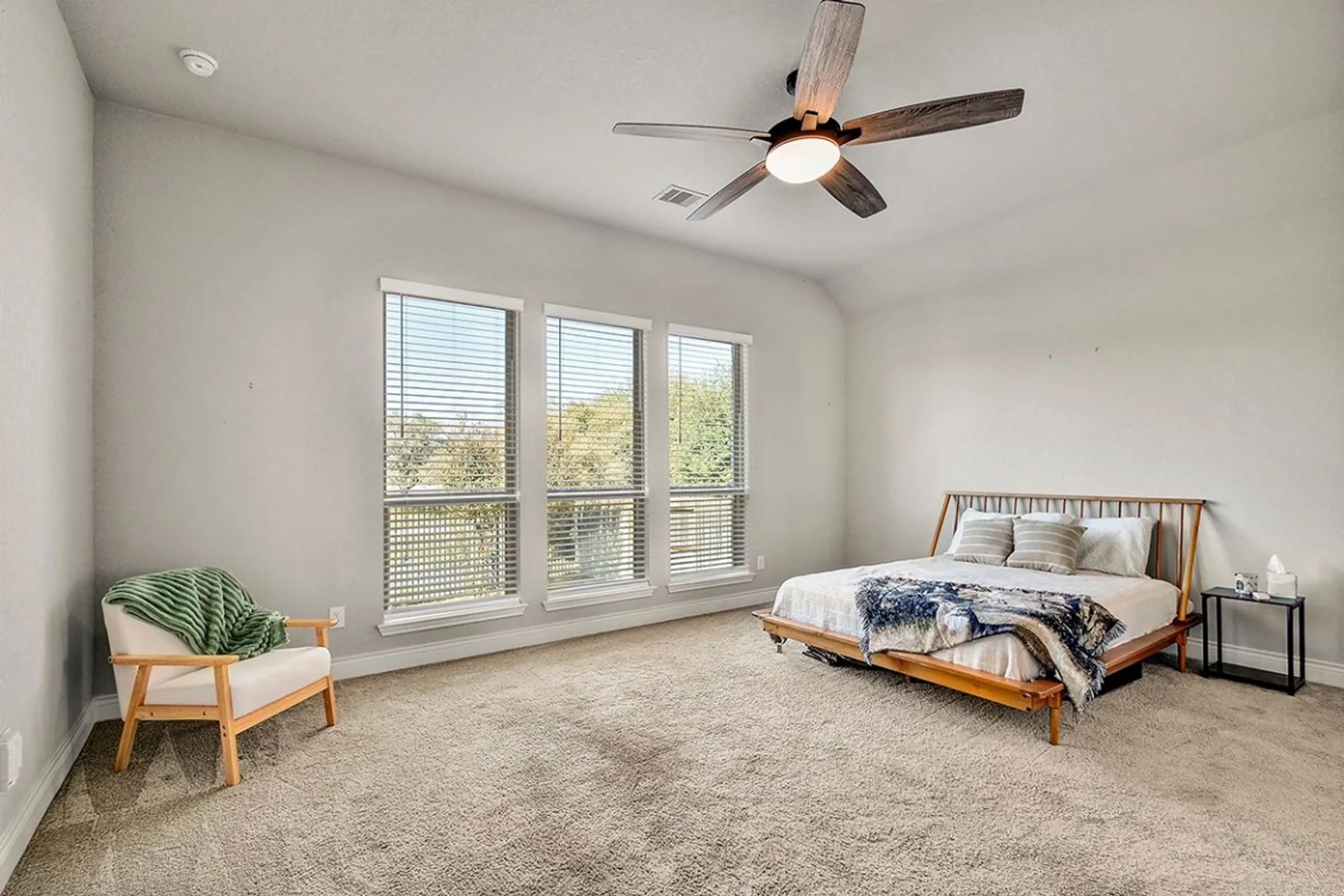 Property Slideshow image 23 of 31 | 2192 august ave, New Braunfels, TX, 78132