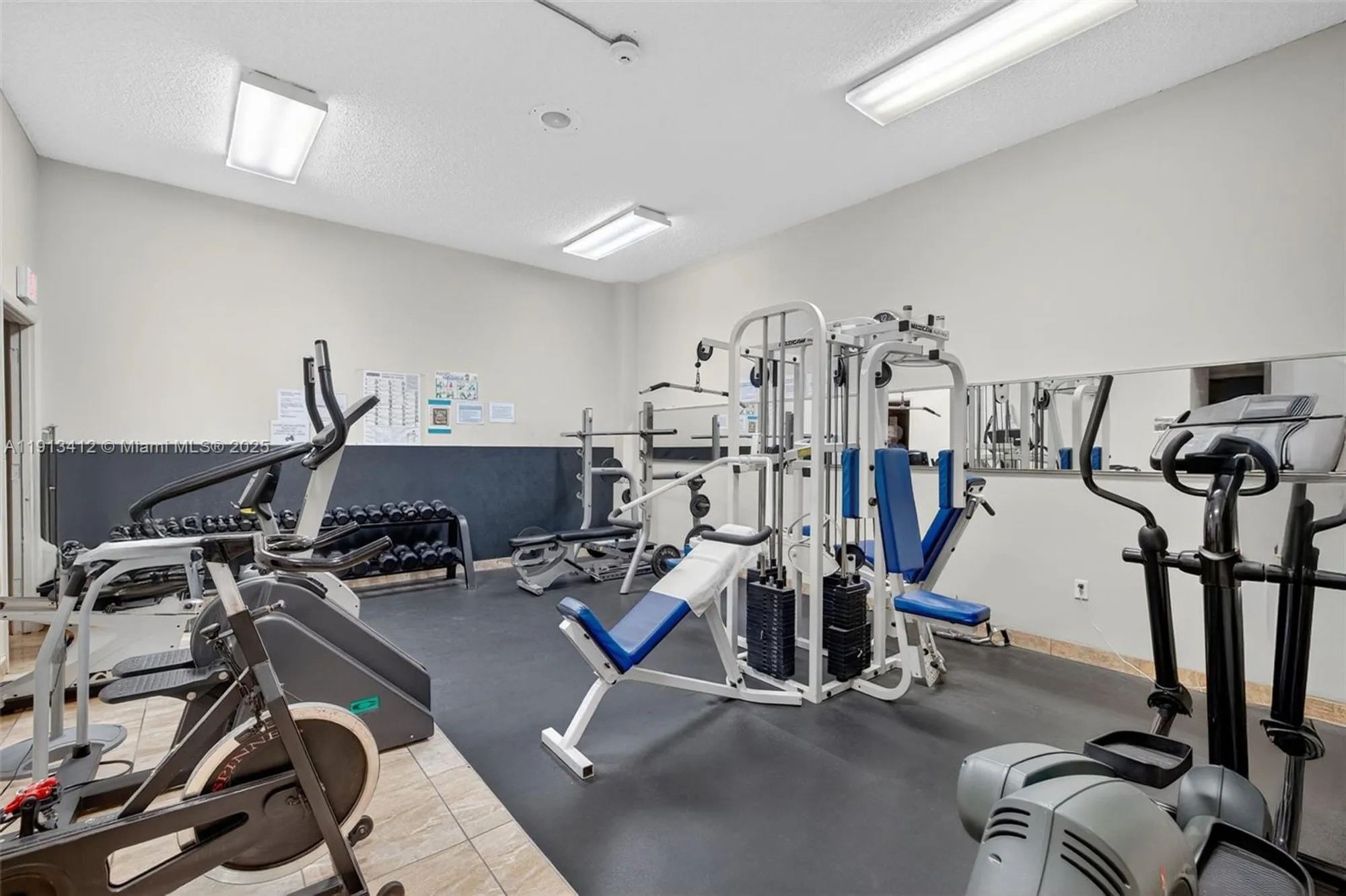 Property Slideshow image 35 of 43 | 2991 nw 46th ave 202, Lauderdale Lakes, FL, 33313