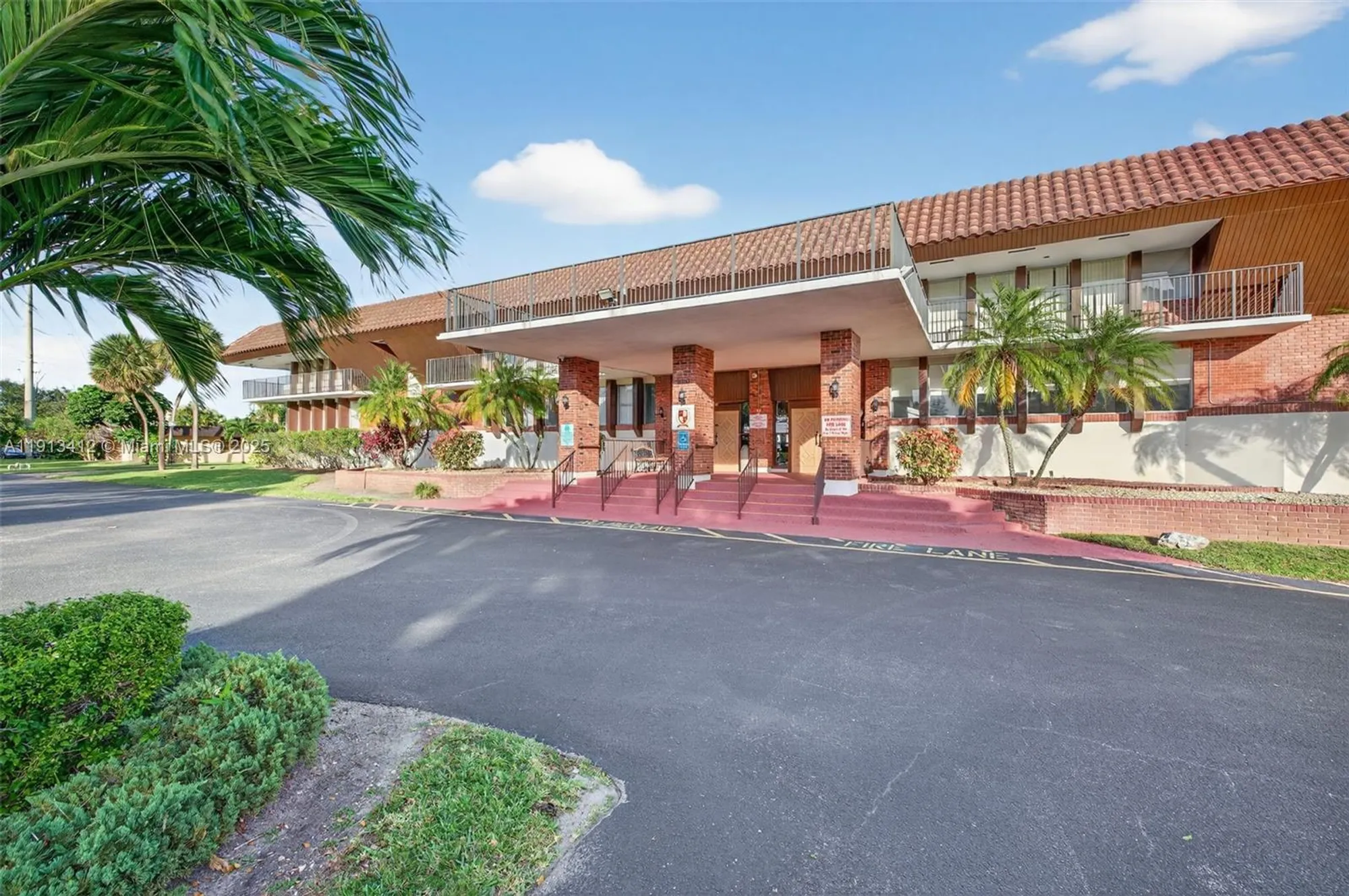 Property Slideshow image 39 of 43 | 2991 nw 46th ave 202, Lauderdale Lakes, FL, 33313