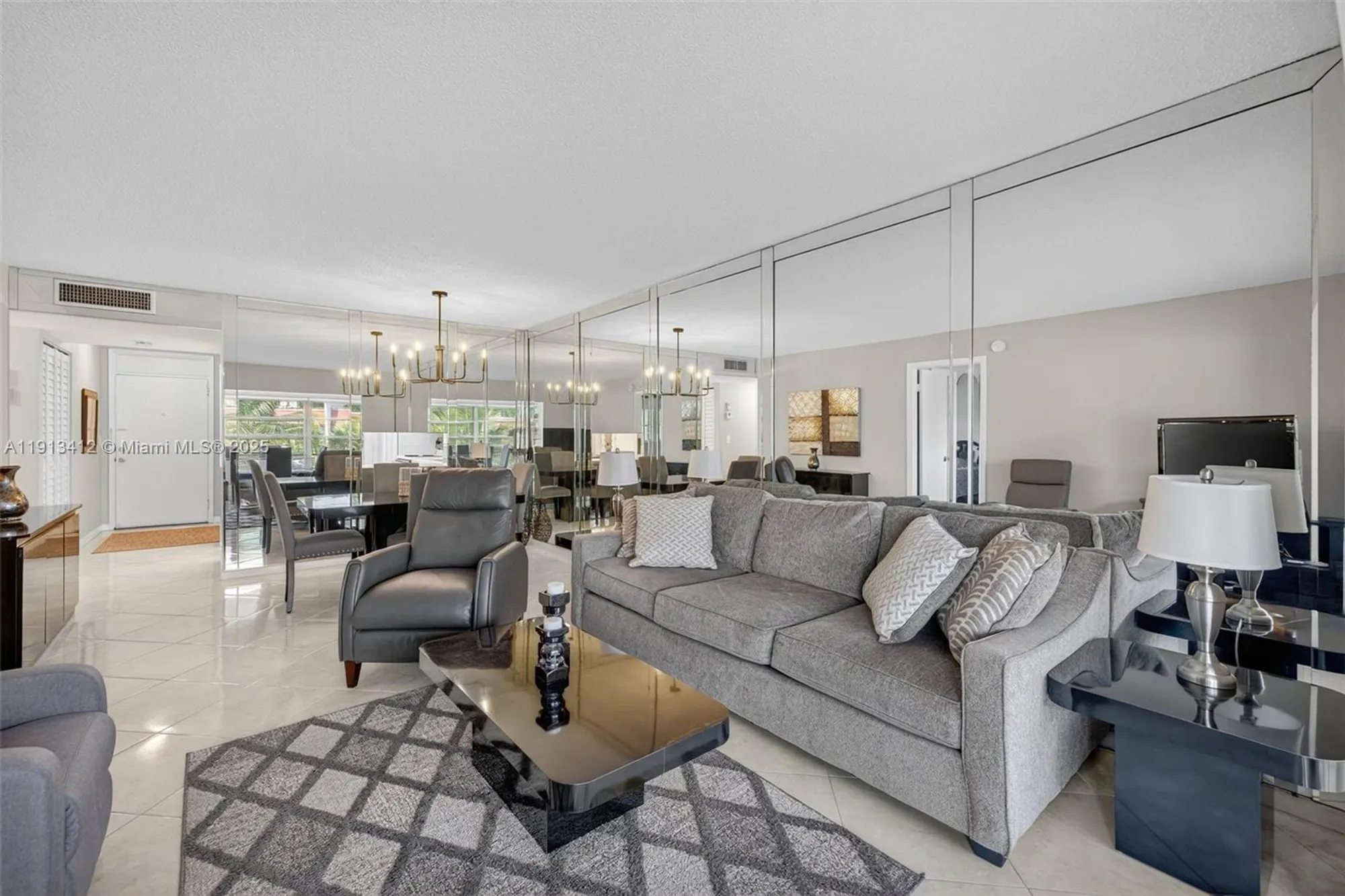 Property Slideshow image 9 of 43 | 2991 nw 46th ave 202, Lauderdale Lakes, FL, 33313