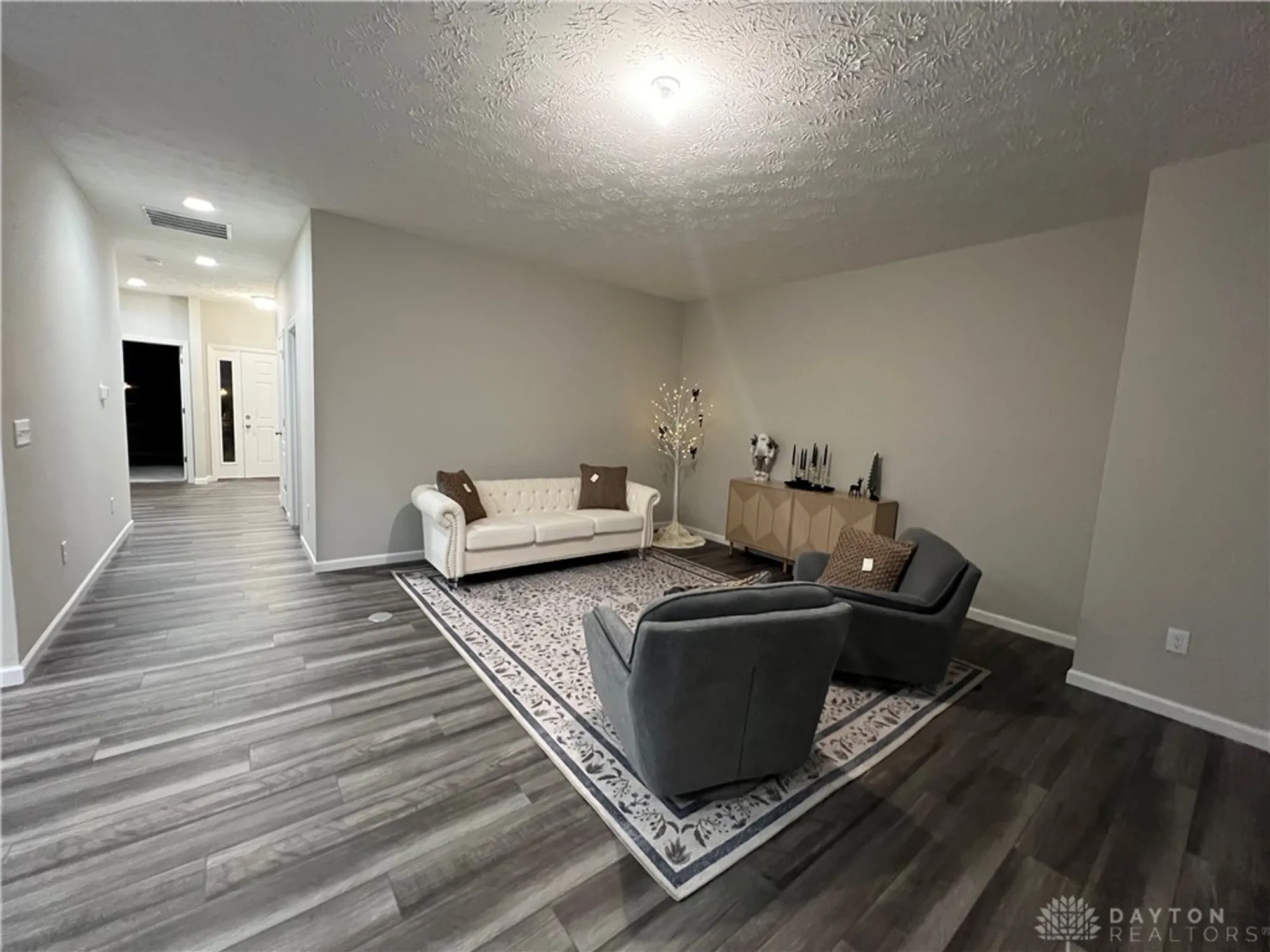 Property Slideshow image 6 of 77 | 4201 ellason ct, Dayton, OH, 45440